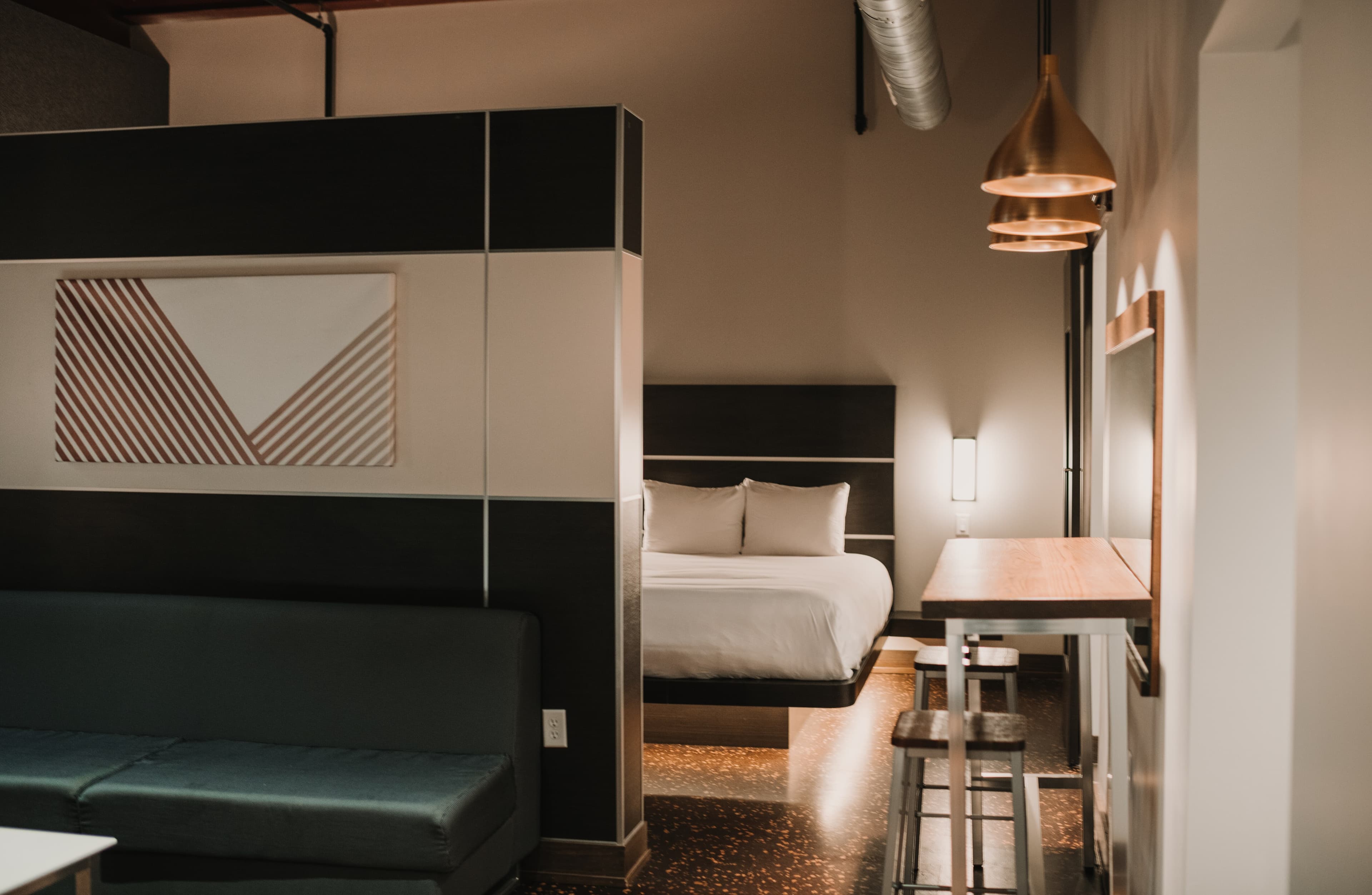 CityFlatsHotel - Grand Rapids, an Ascend Collection Hotel — 16