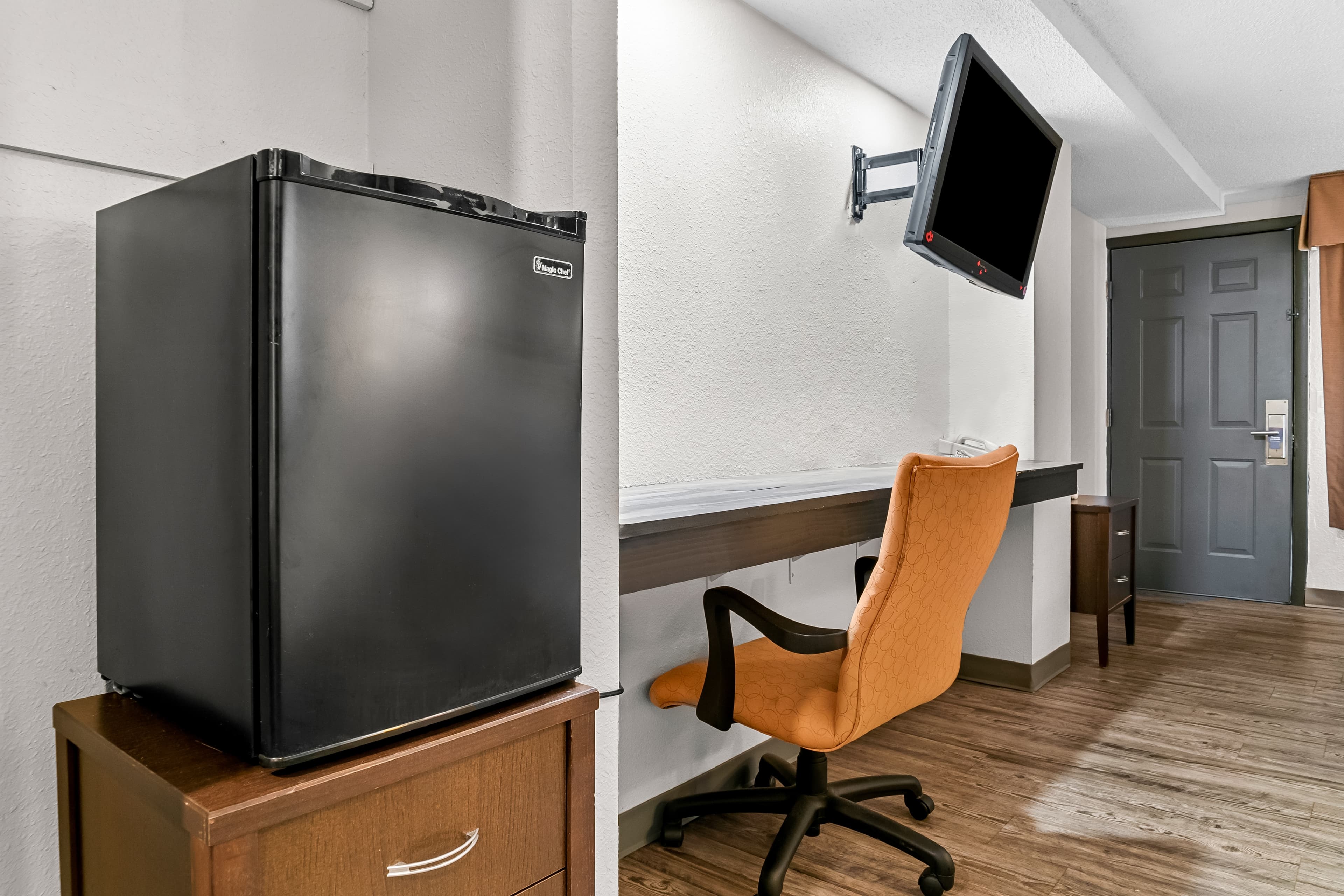 Rodeway Inn & Suites Saginaw I-675 — 12