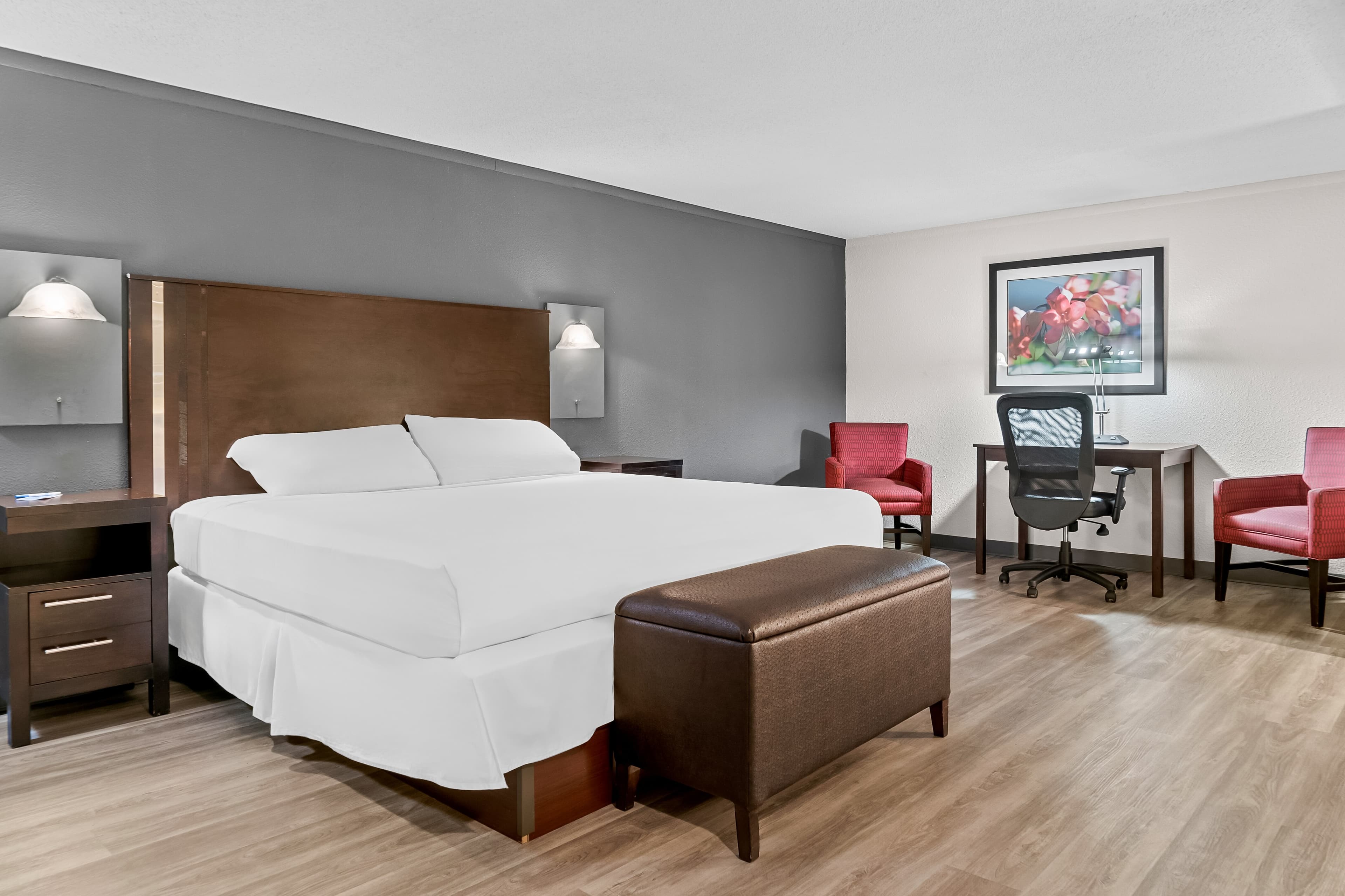 Rodeway Inn & Suites Saginaw I-675 — 14