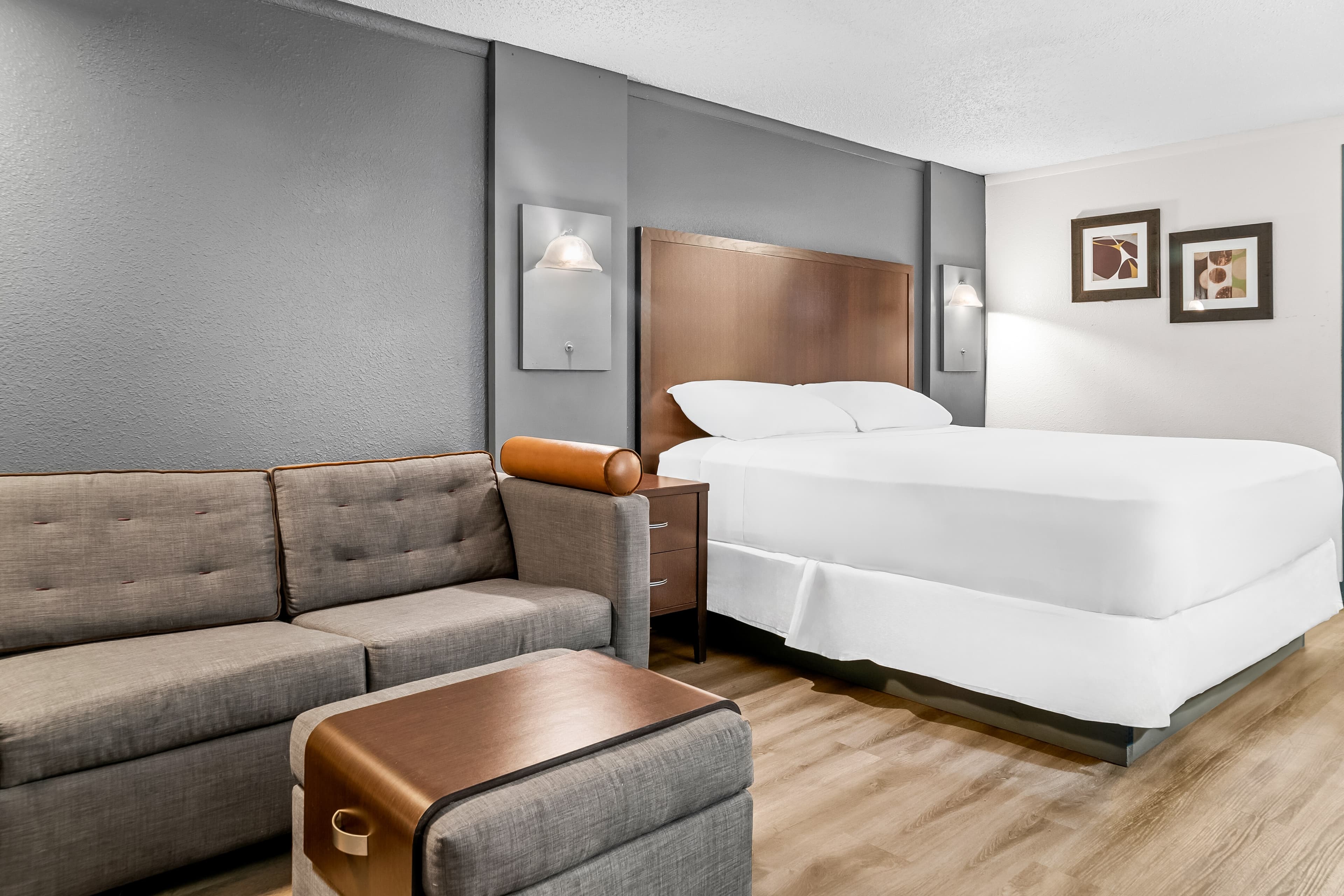 Rodeway Inn & Suites Saginaw I-675 — 7