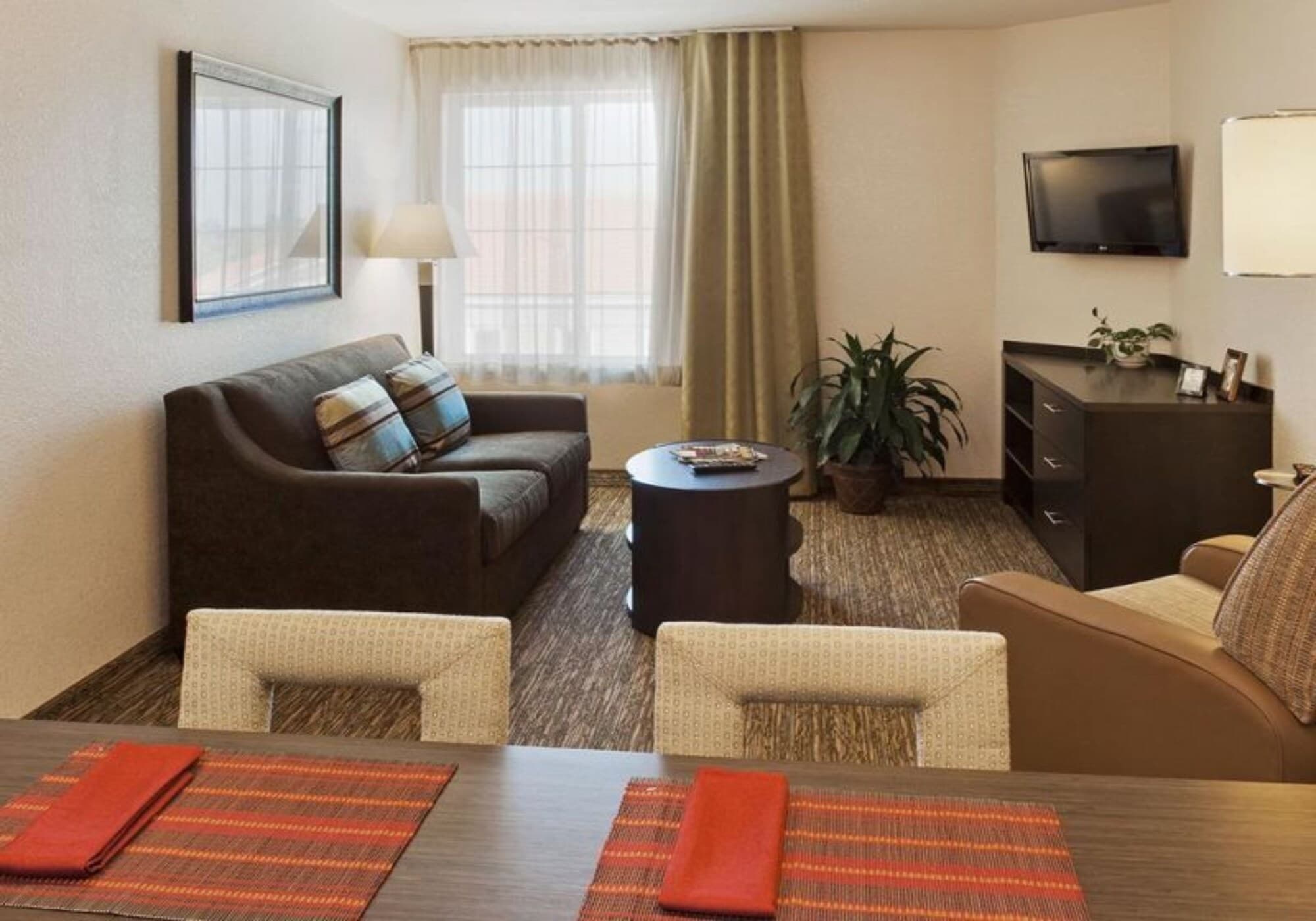 MainStay Suites Southfield-Detroit — 11