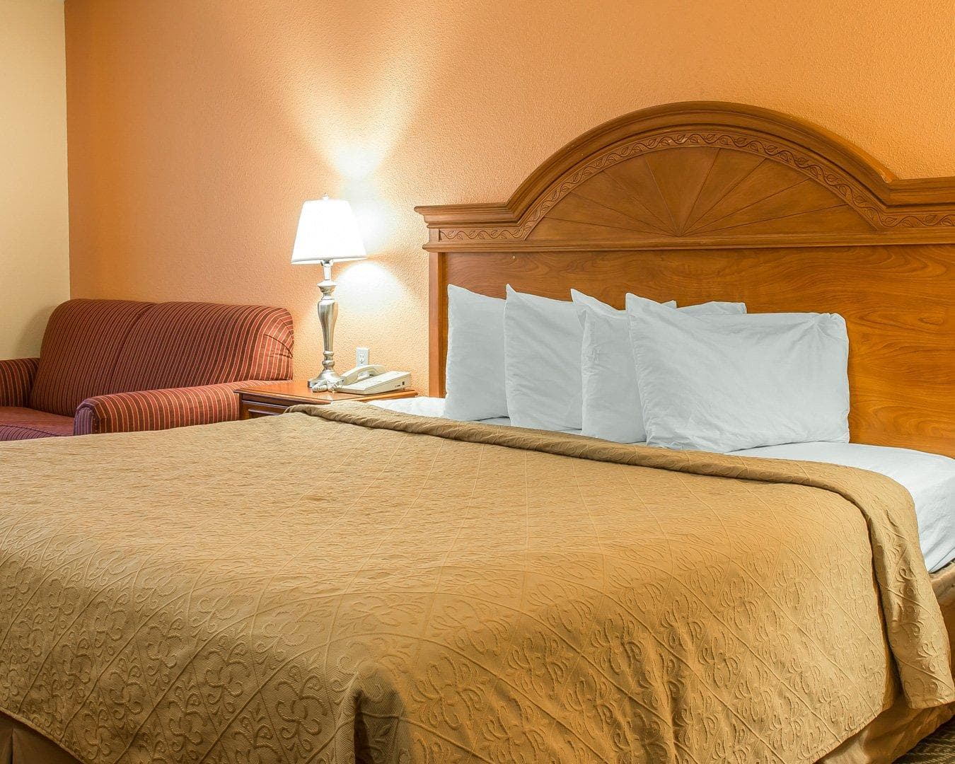 Quality Inn Gaylord - Image 3