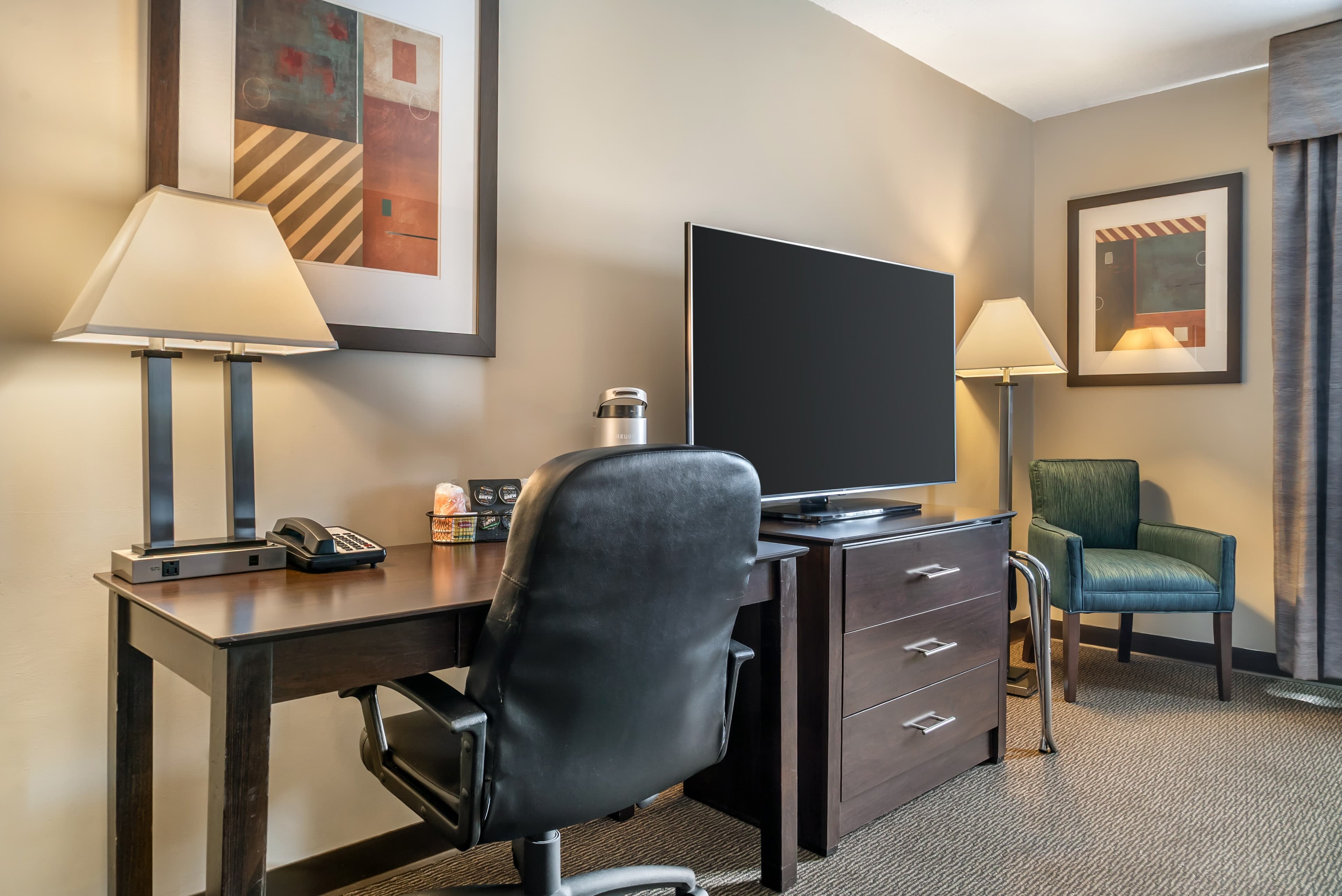 Quality Inn & Suites Next to the Casino — 6