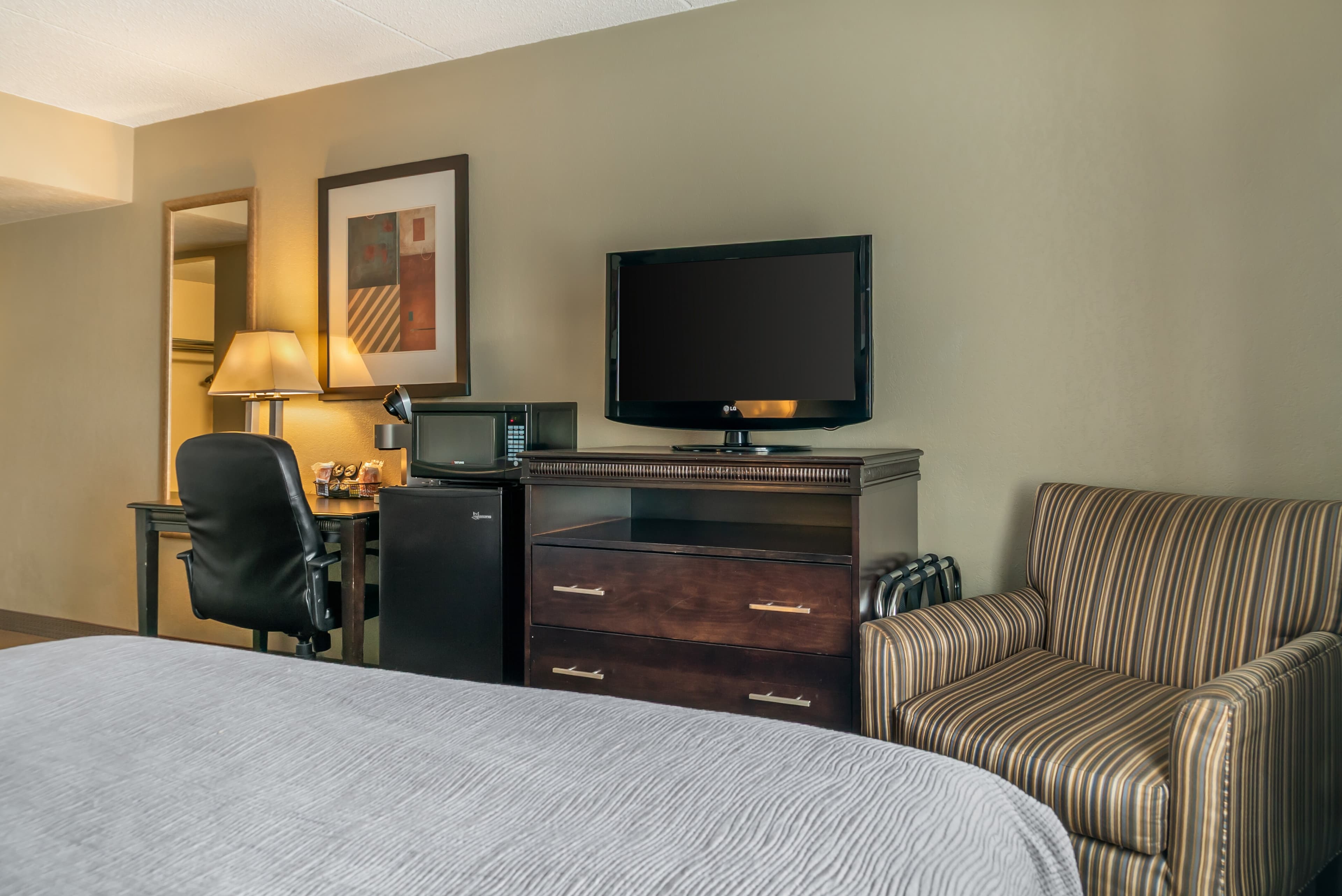 Quality Inn & Suites Next to the Casino — 11