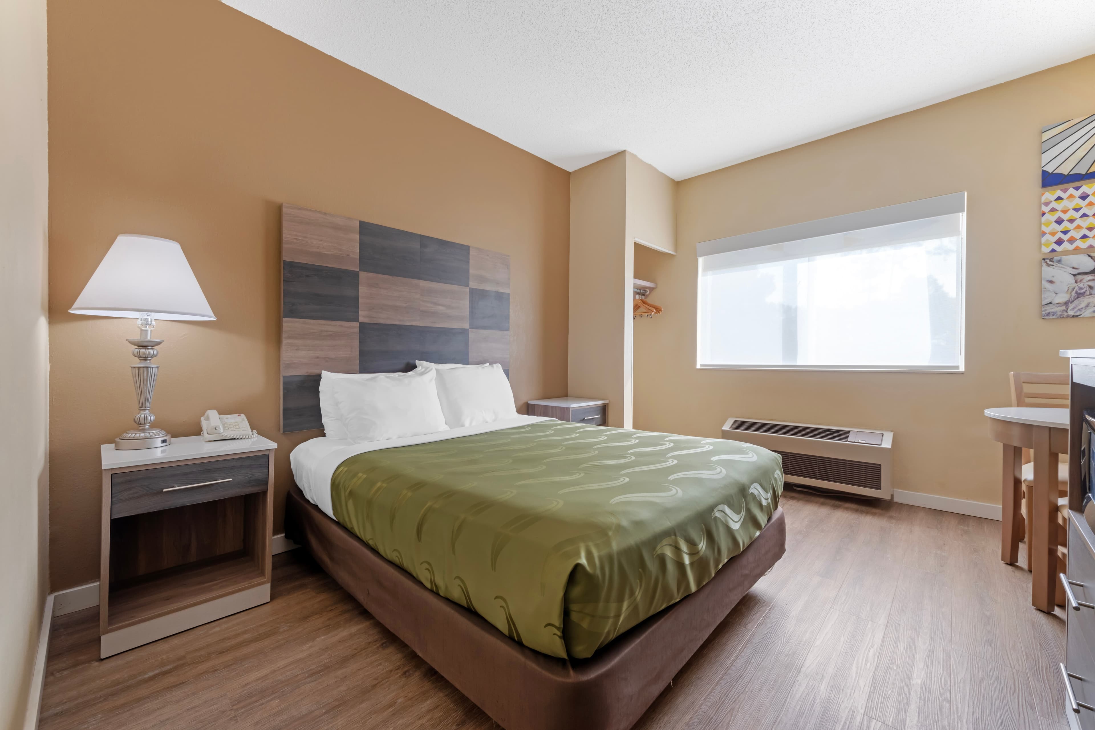 Quality Inn Bemidji - Image 3