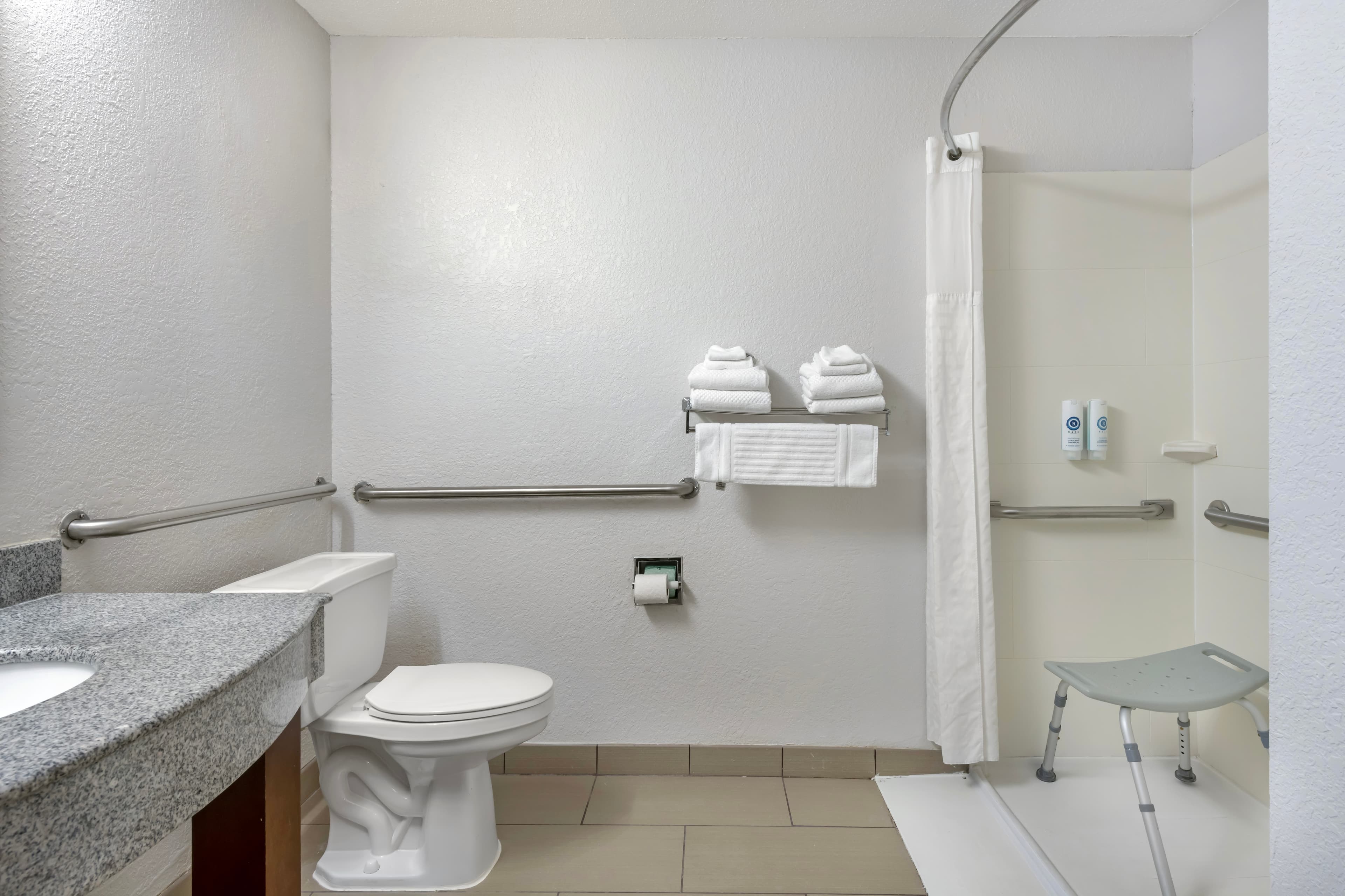 Comfort Inn Fergus Falls — 6
