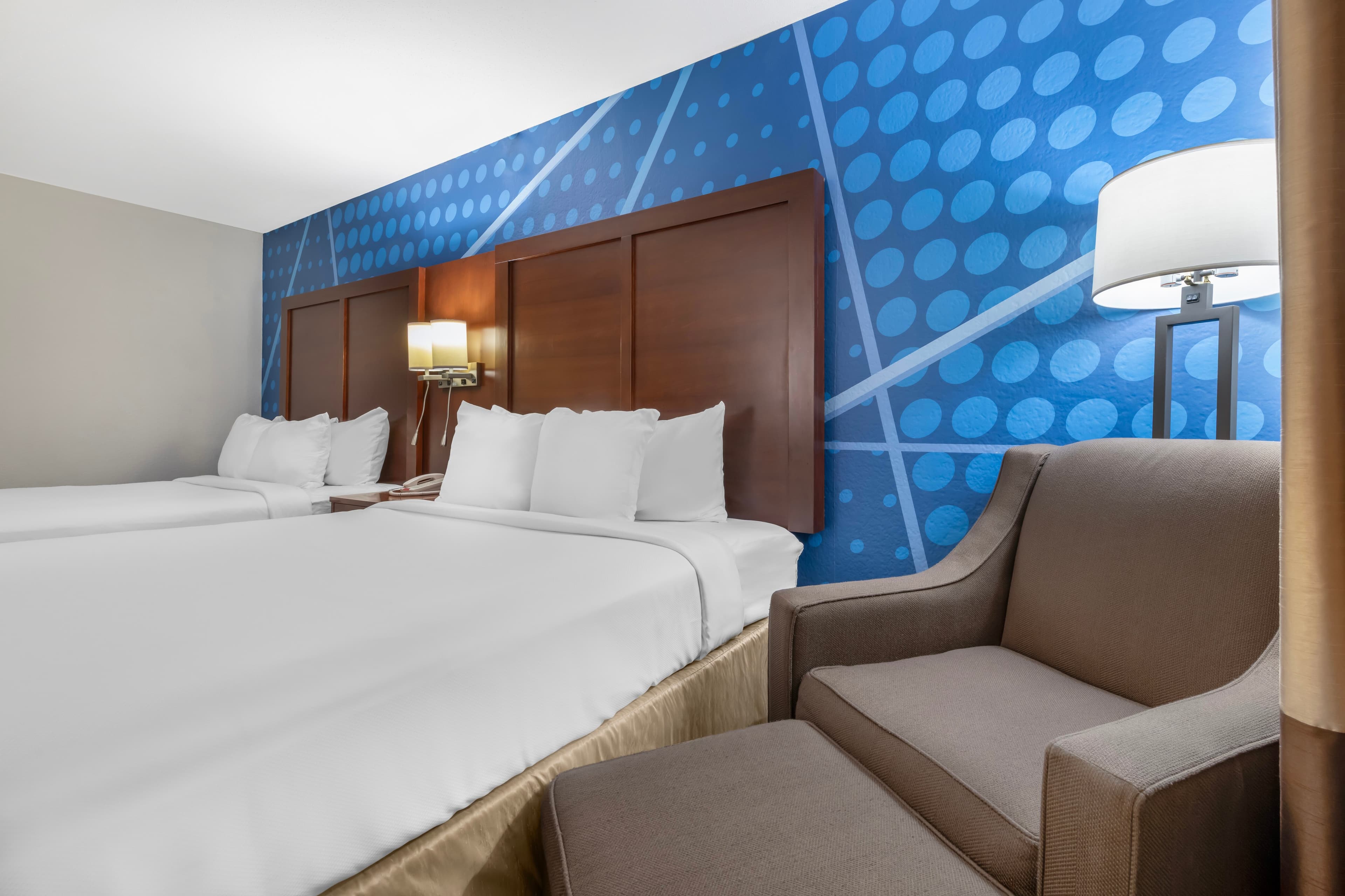 Comfort Inn Fergus Falls — 8