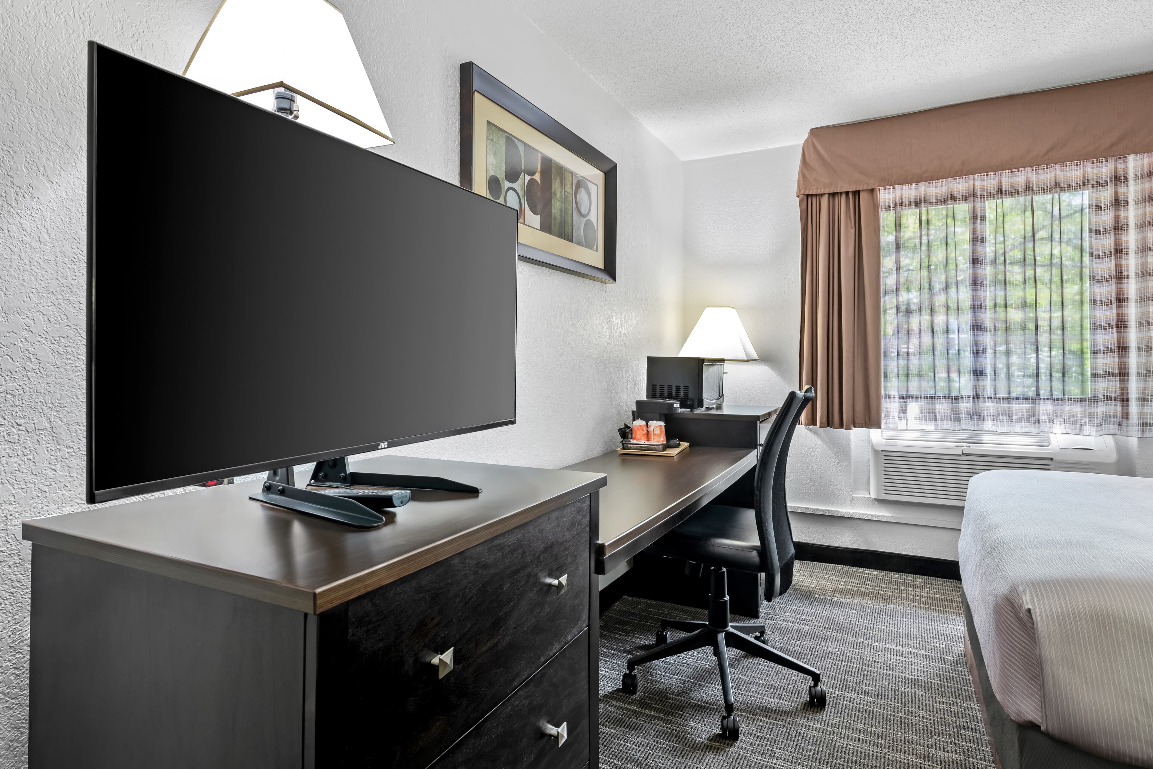 Quality Inn Savage - Bloomington West - Image 3