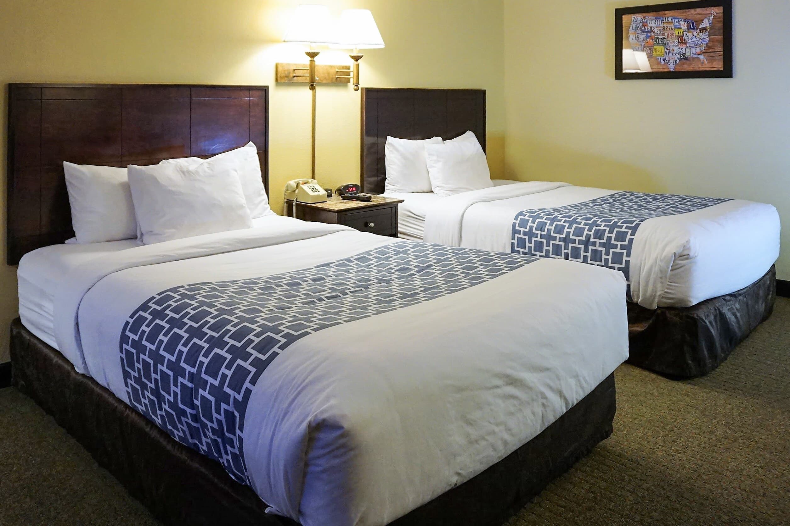 Econo Lodge Mayo Clinic Area — 19