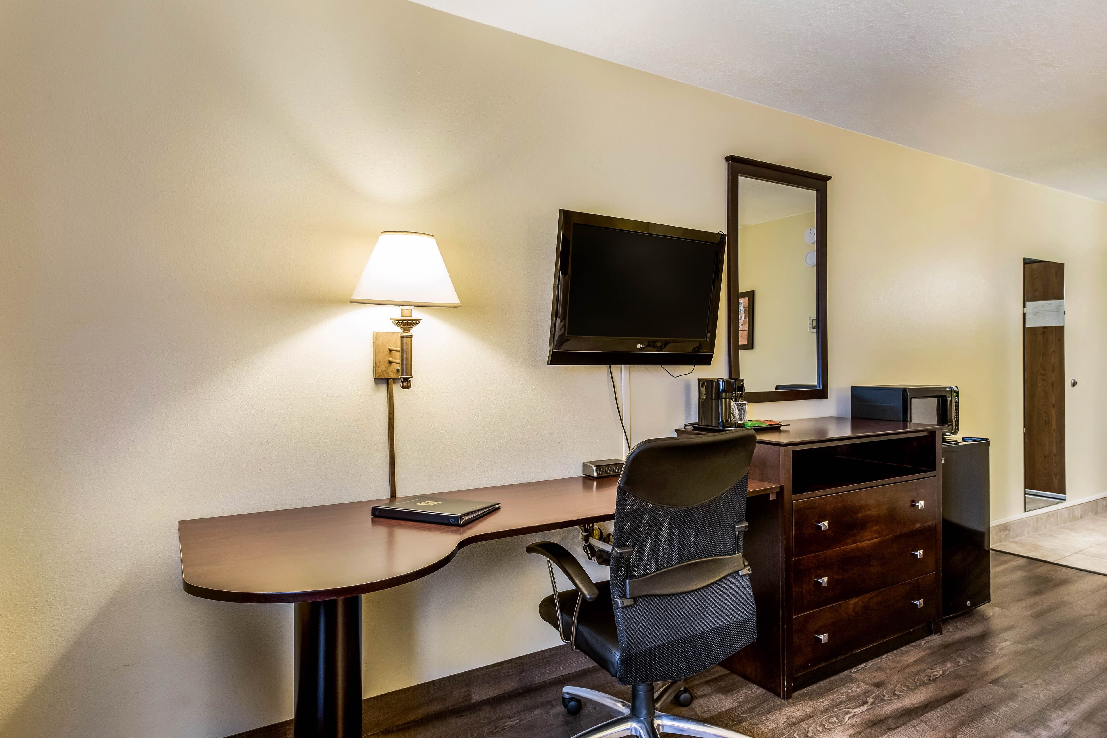 Econo Lodge Mayo Clinic Area — 11