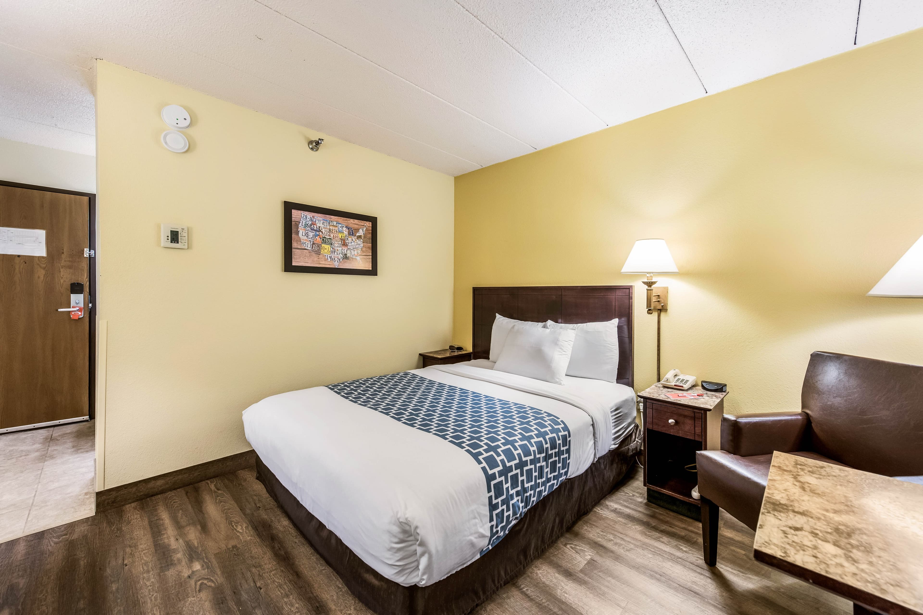 Econo Lodge Mayo Clinic Area — 14