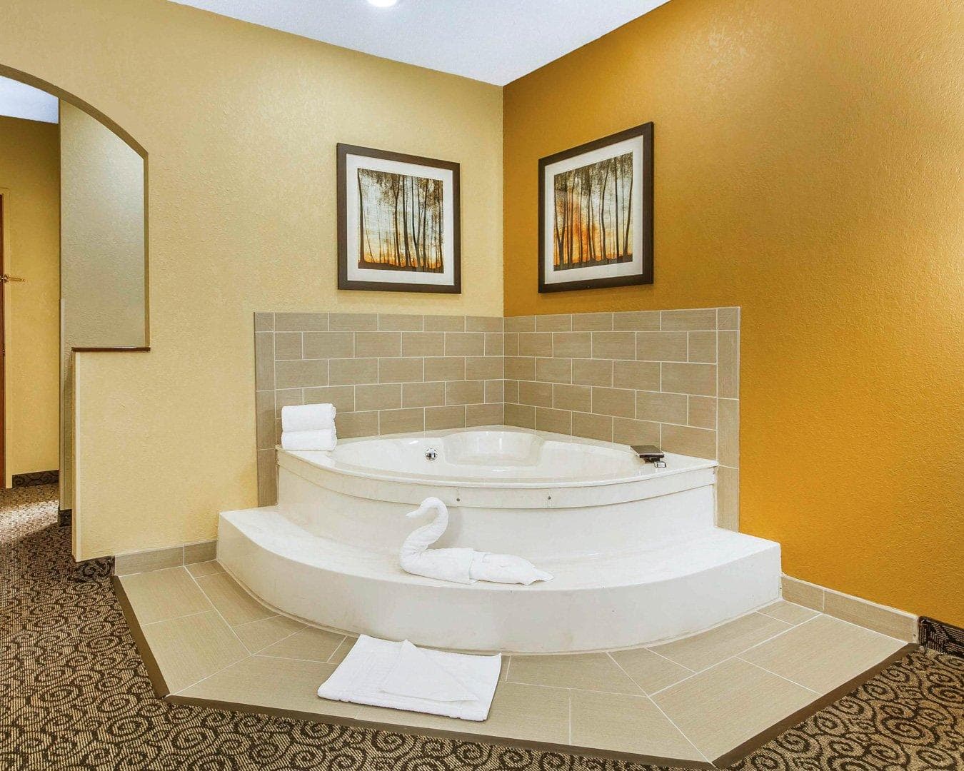 Comfort Suites Ramsey — 14