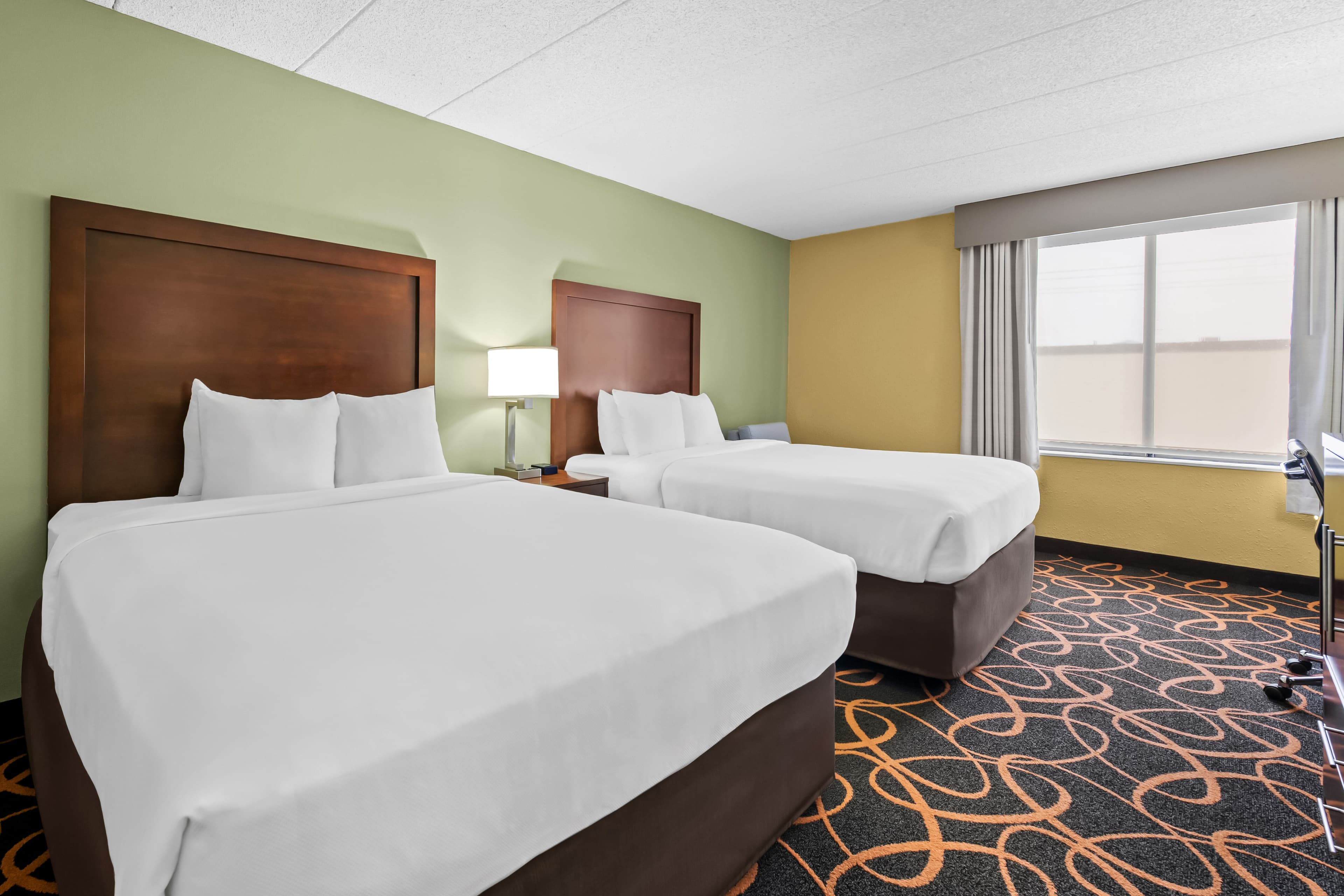 Comfort Inn Plymouth-Minneapolis - Image 5