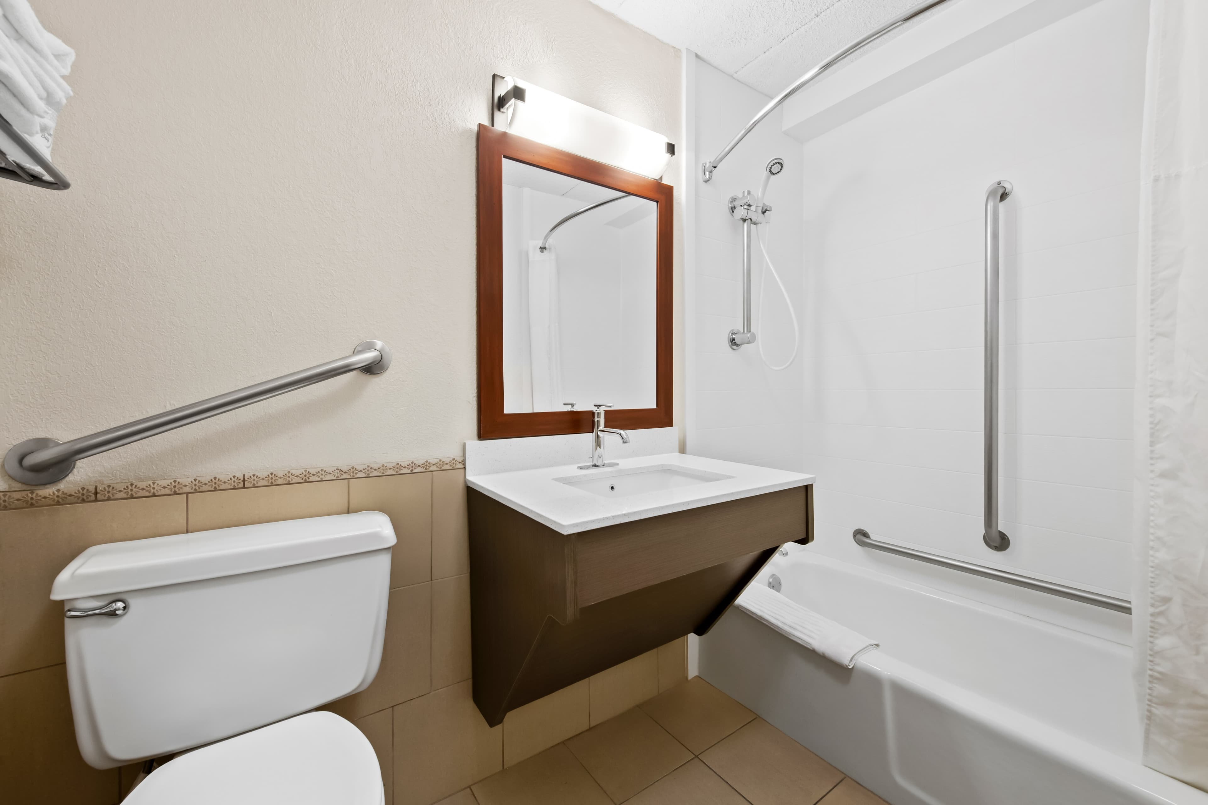 Comfort Inn Plymouth-Minneapolis — 8