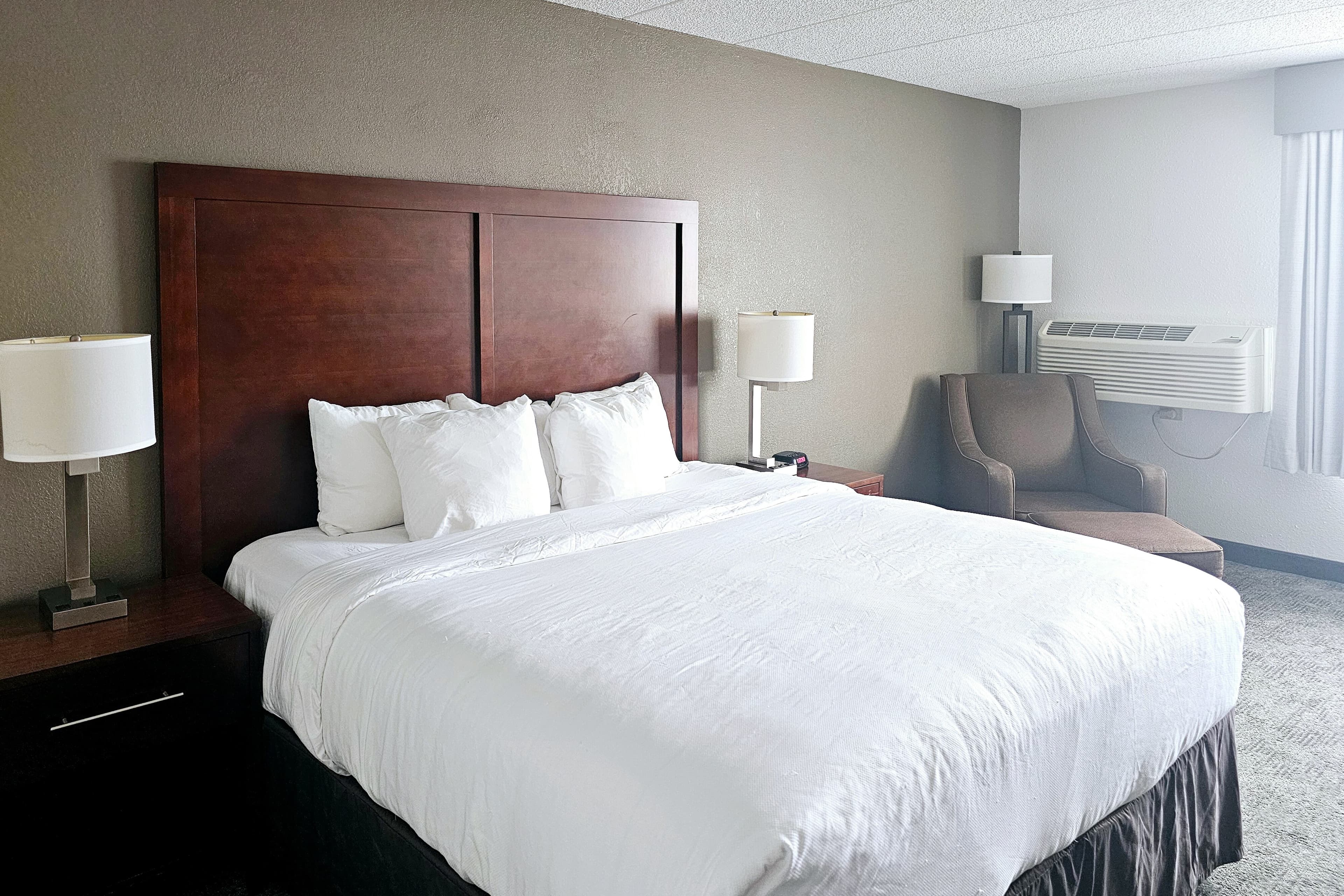 Comfort Inn Plymouth-Minneapolis - Image 2