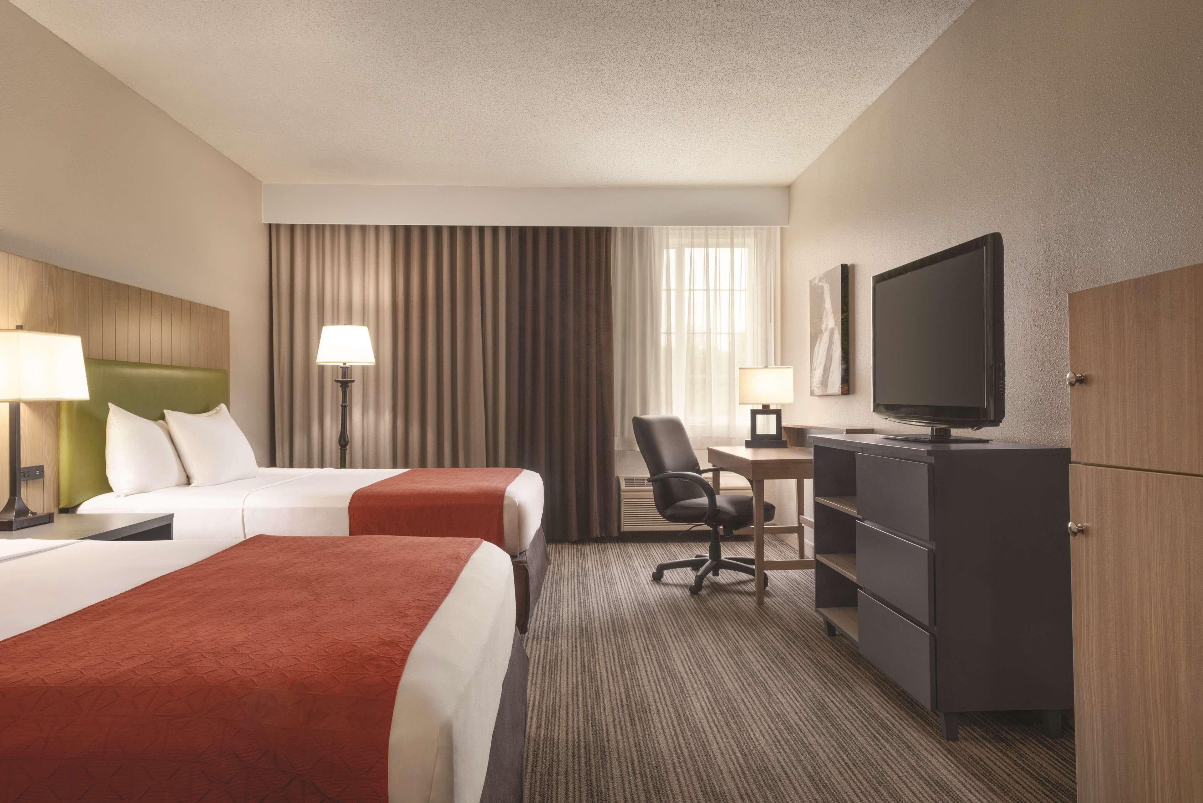 Country Inn & Suites by Radisson, Eagan, MN — 21