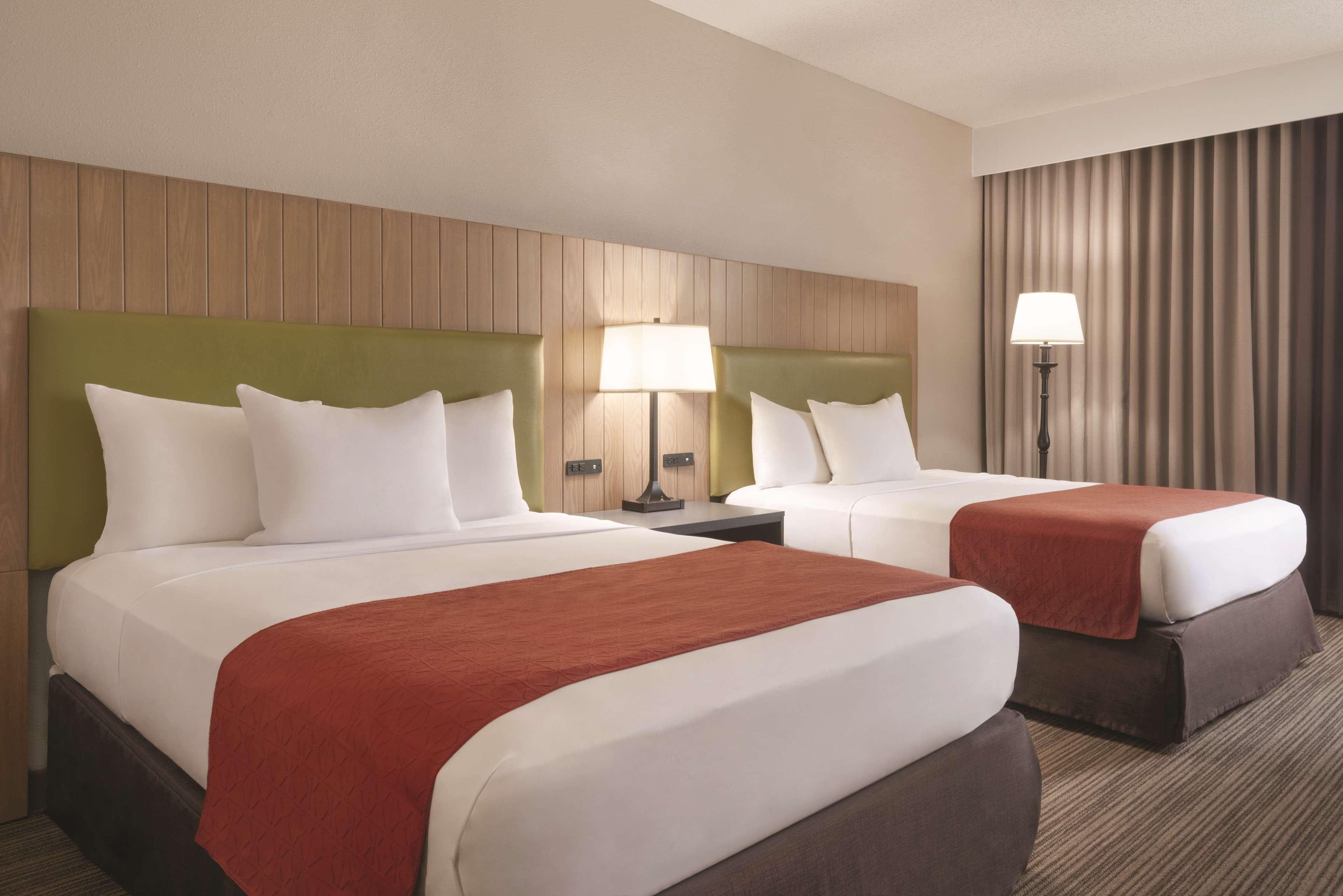 Country Inn & Suites by Radisson, Eagan, MN — 20