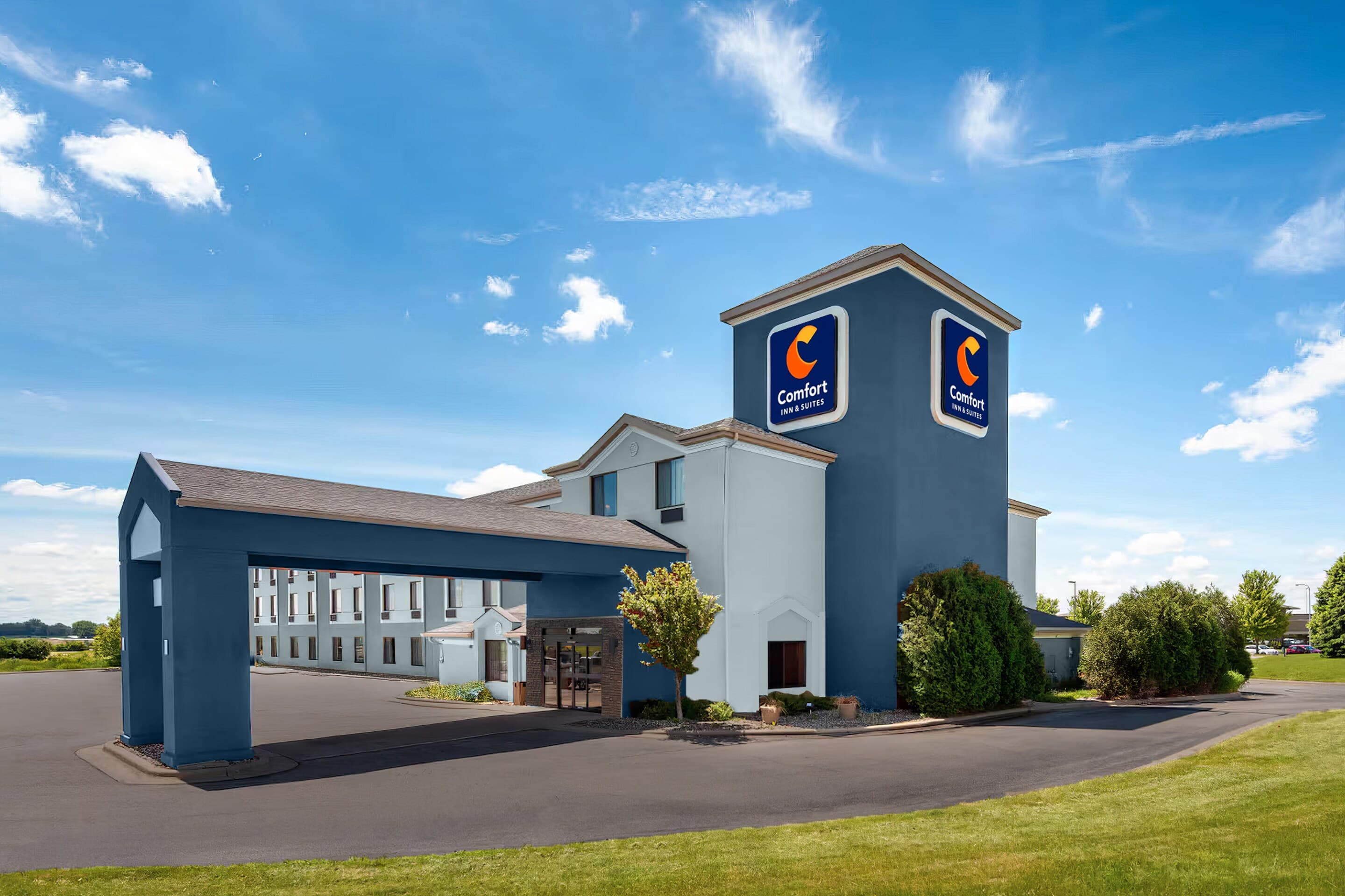 Comfort Inn & Suites Rochester South Mayo Clinic - Image 1