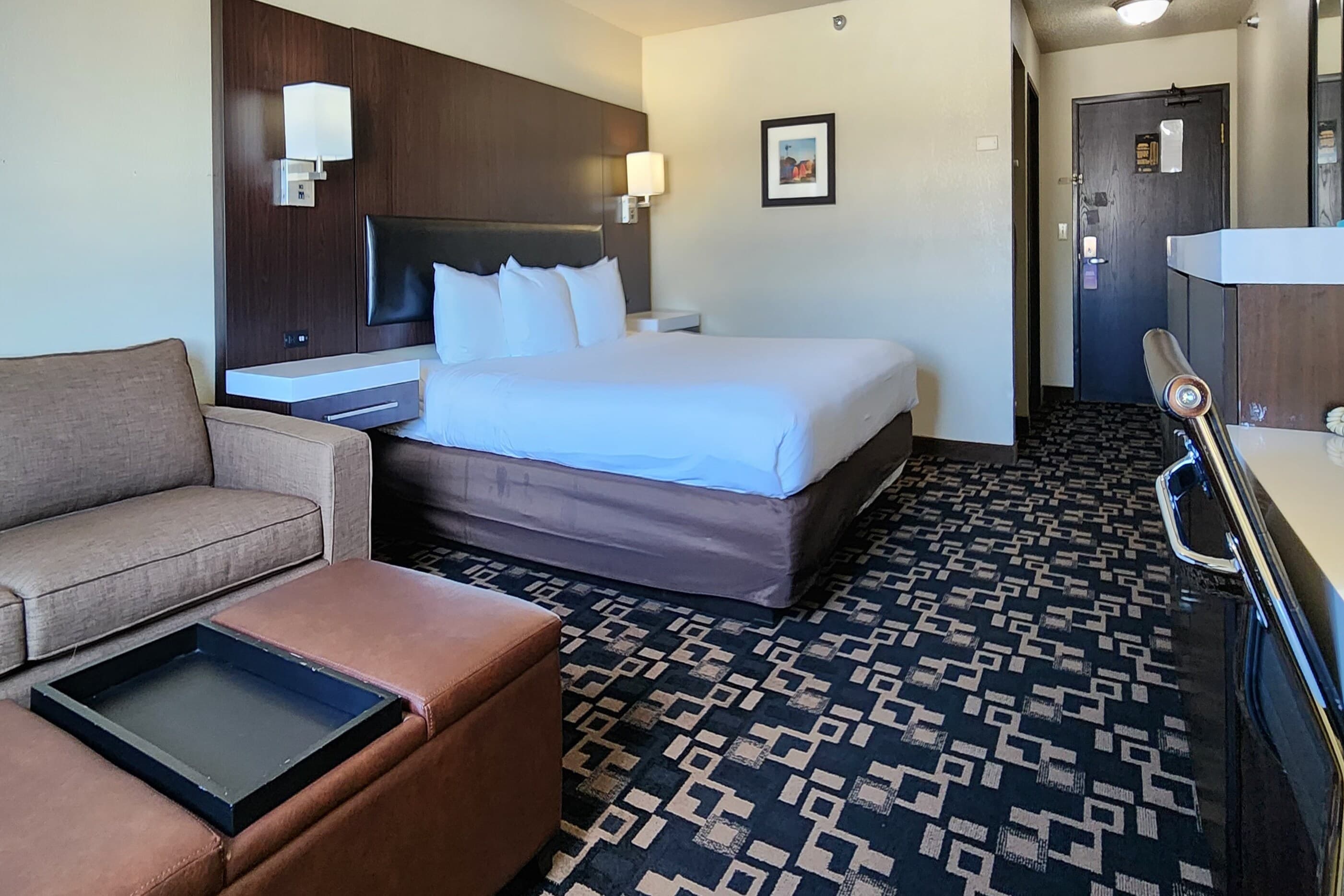 Comfort Inn & Suites Shakopee Downtown Area — 7