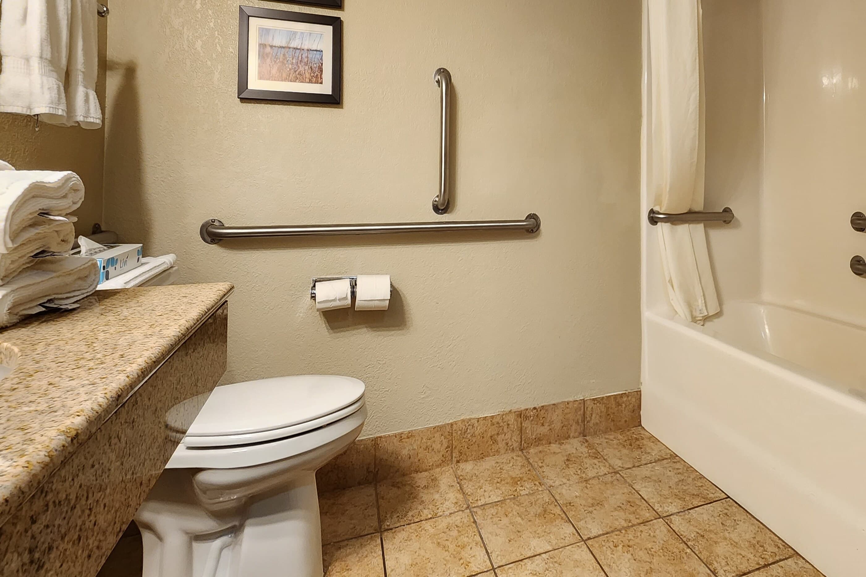 Comfort Inn & Suites Shakopee Downtown Area - Image 3