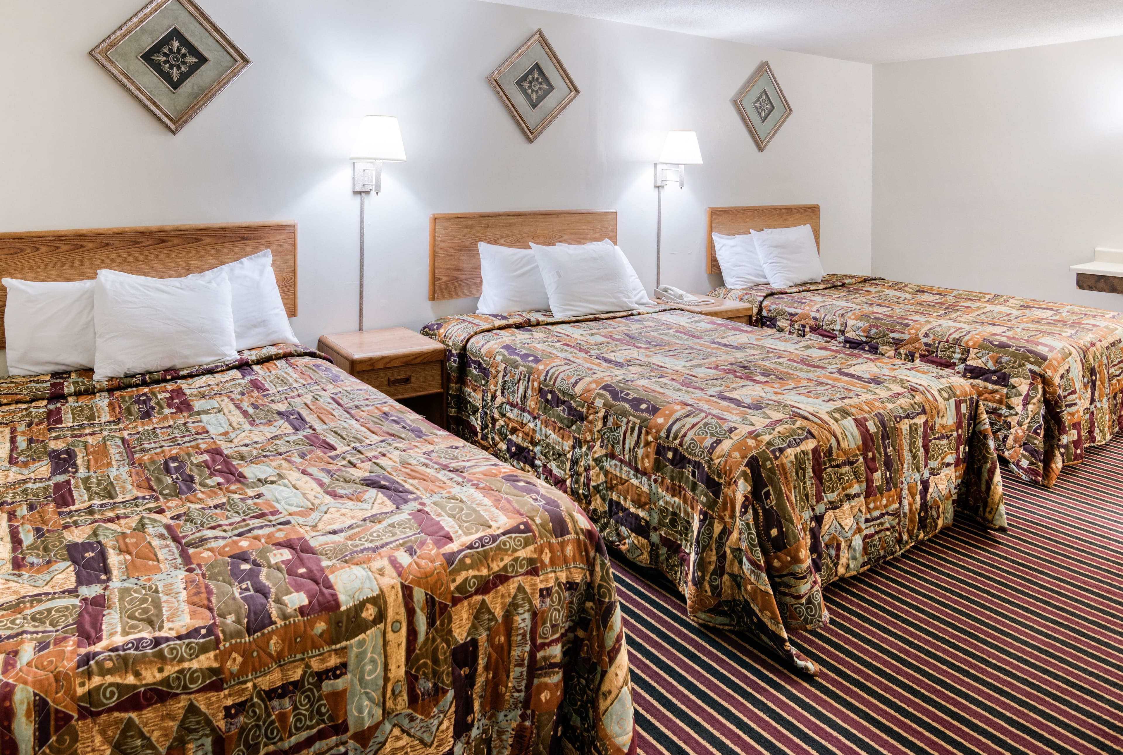 Rodeway Inn & Suites Austin I-90 — 16