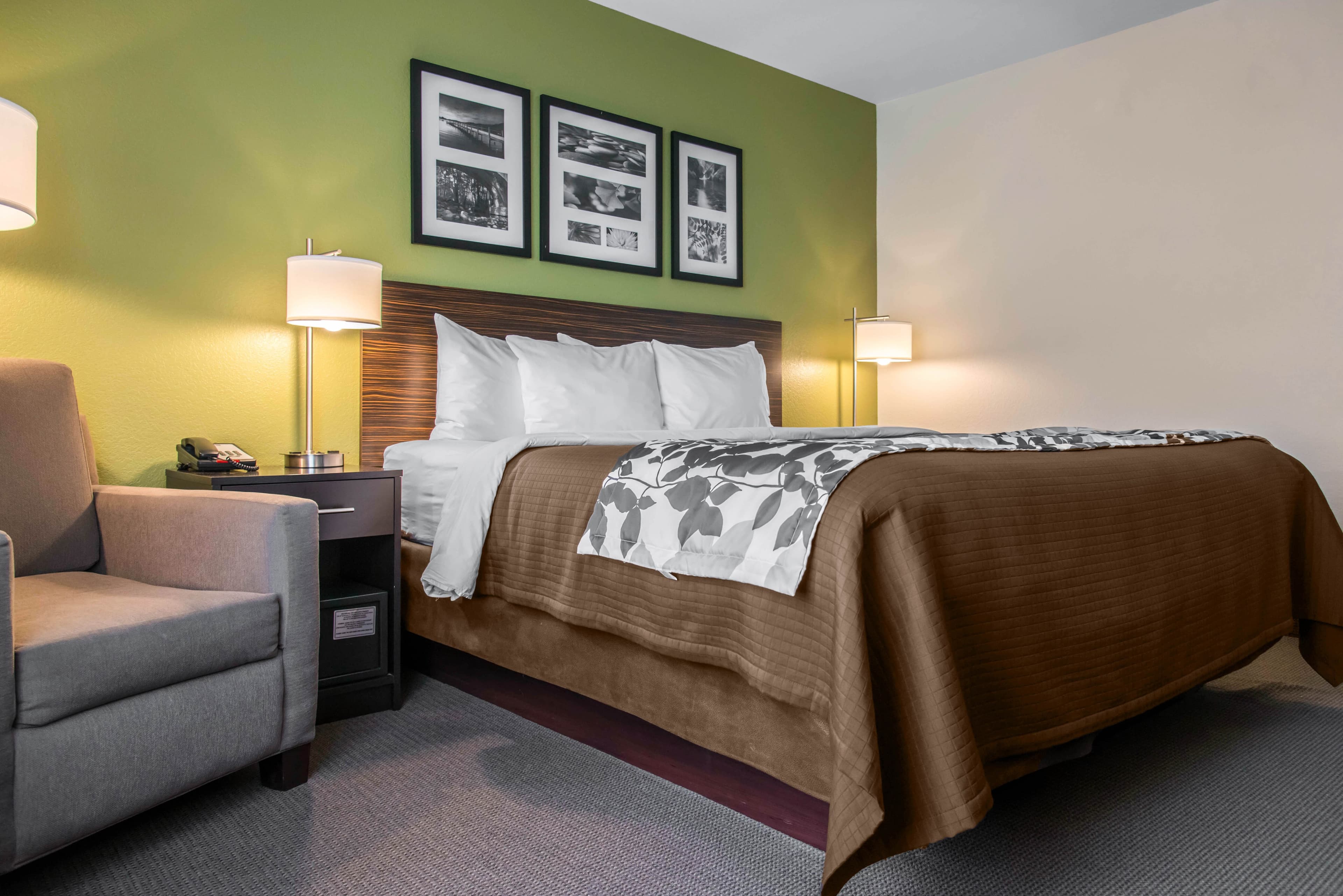 Sleep Inn & Suites Marshall - University Area - Image 2