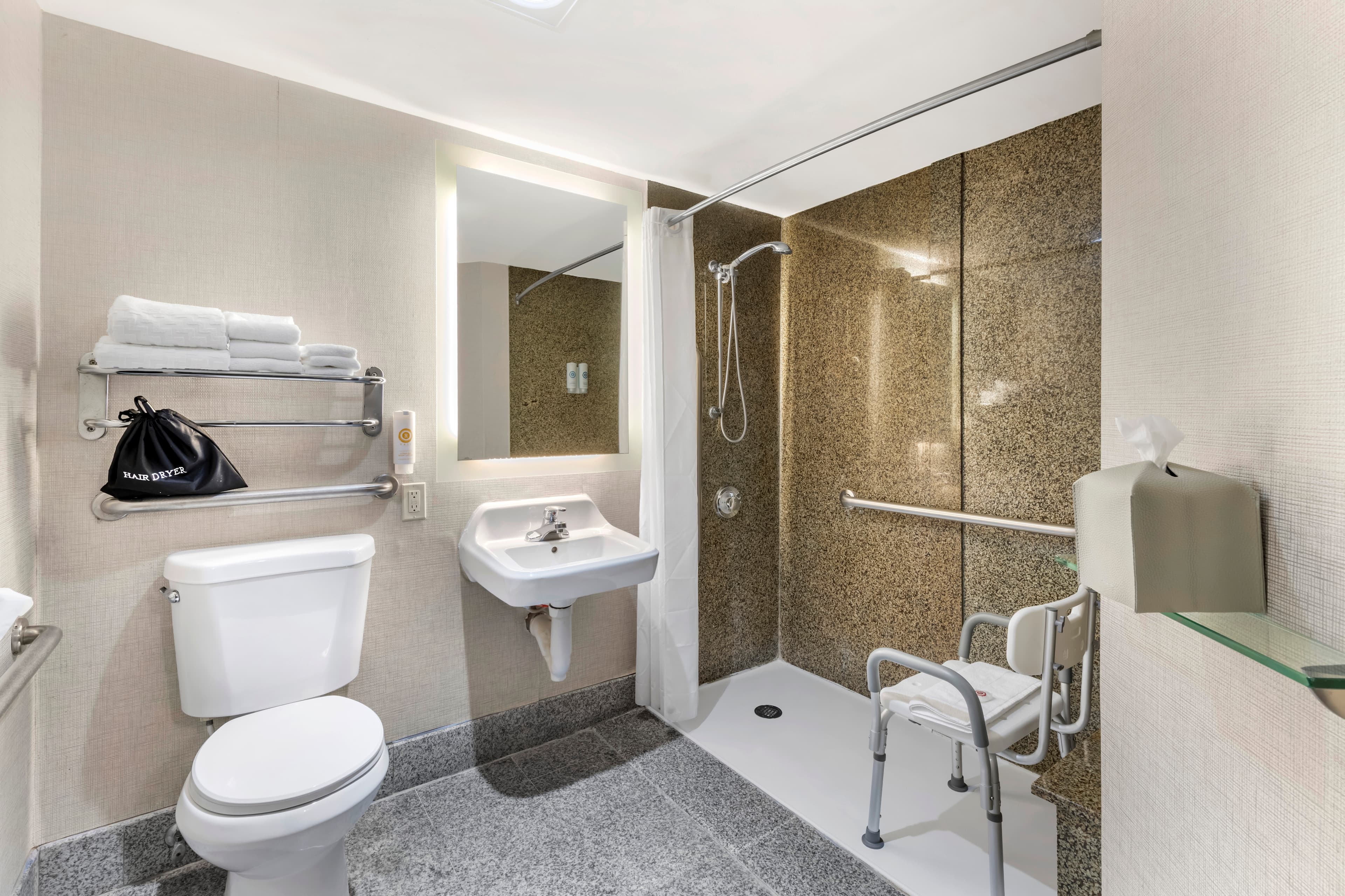 Comfort Inn Brooklyn Center — 10