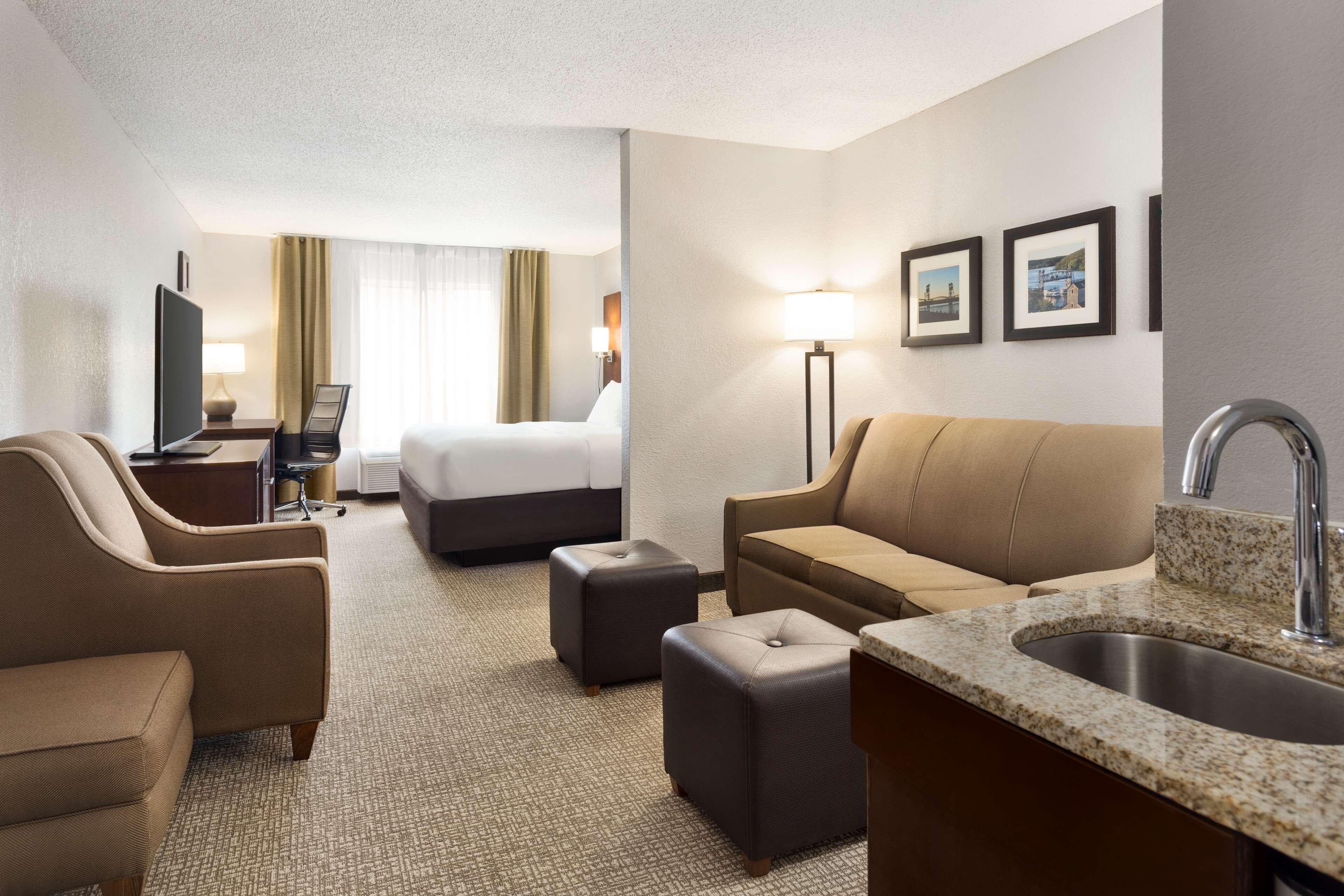 Country Inn & Suites by Radisson, Stillwater, MN — 8