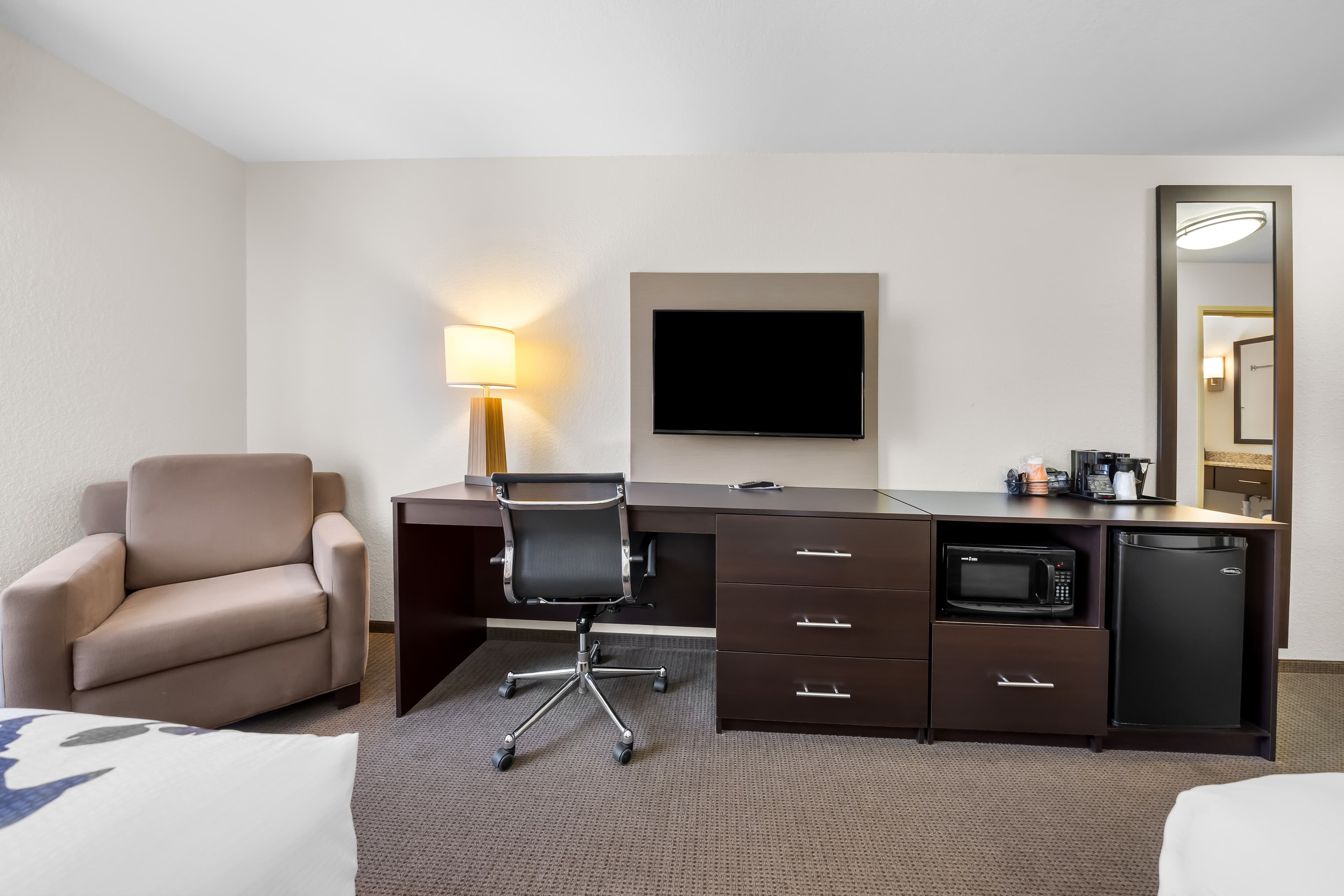 Sleep Inn & Suites West-Near Medical Center — 11