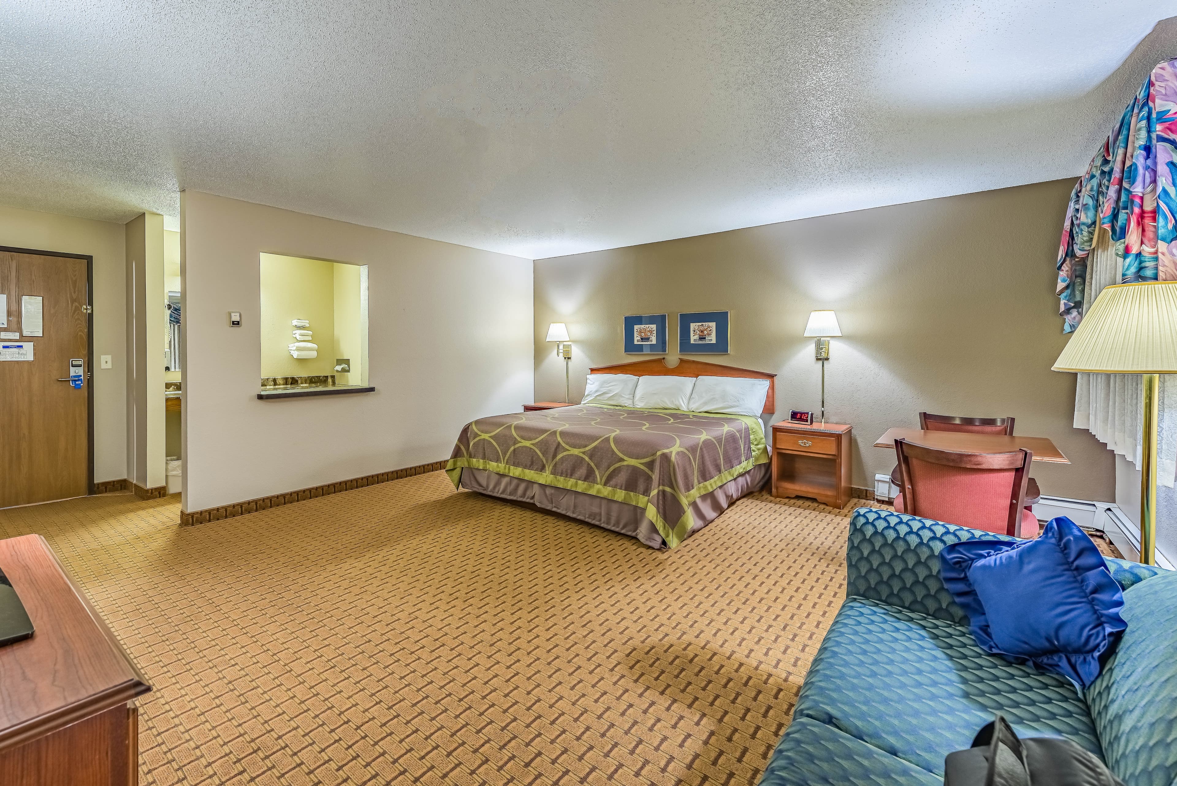 Rodeway Inn Saint Joseph — 16