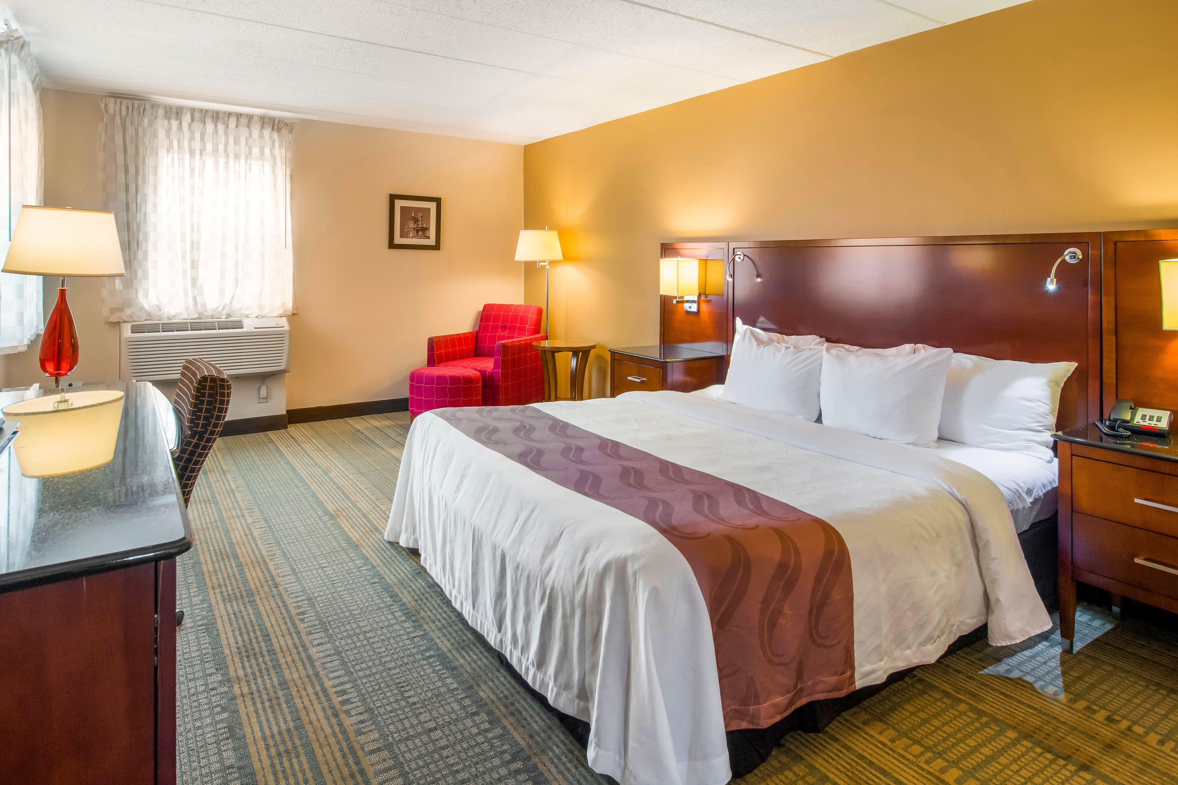 Quality Inn & Suites Virginia MN - Image 2