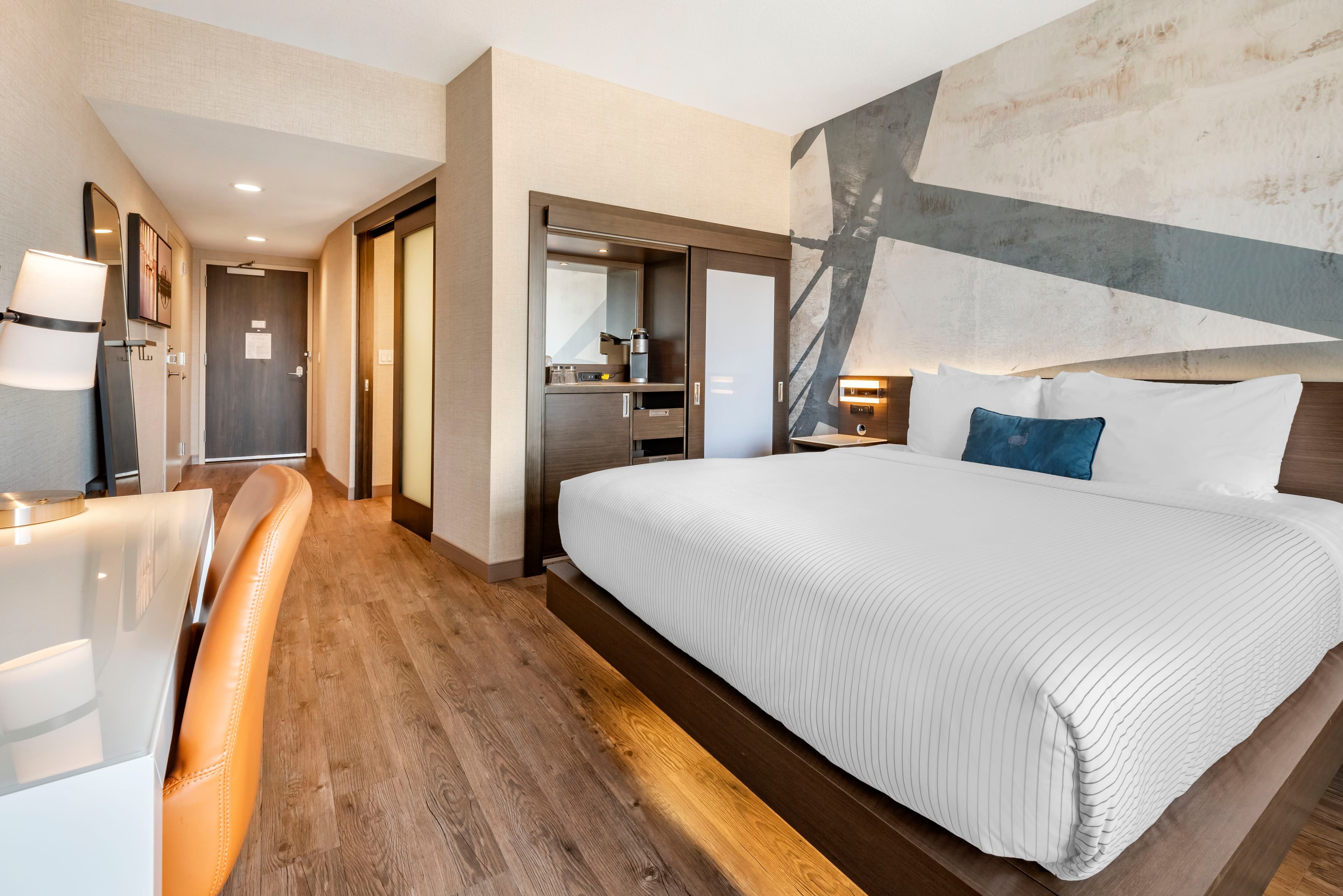 Cambria Hotel Minneapolis Downtown - Image 3