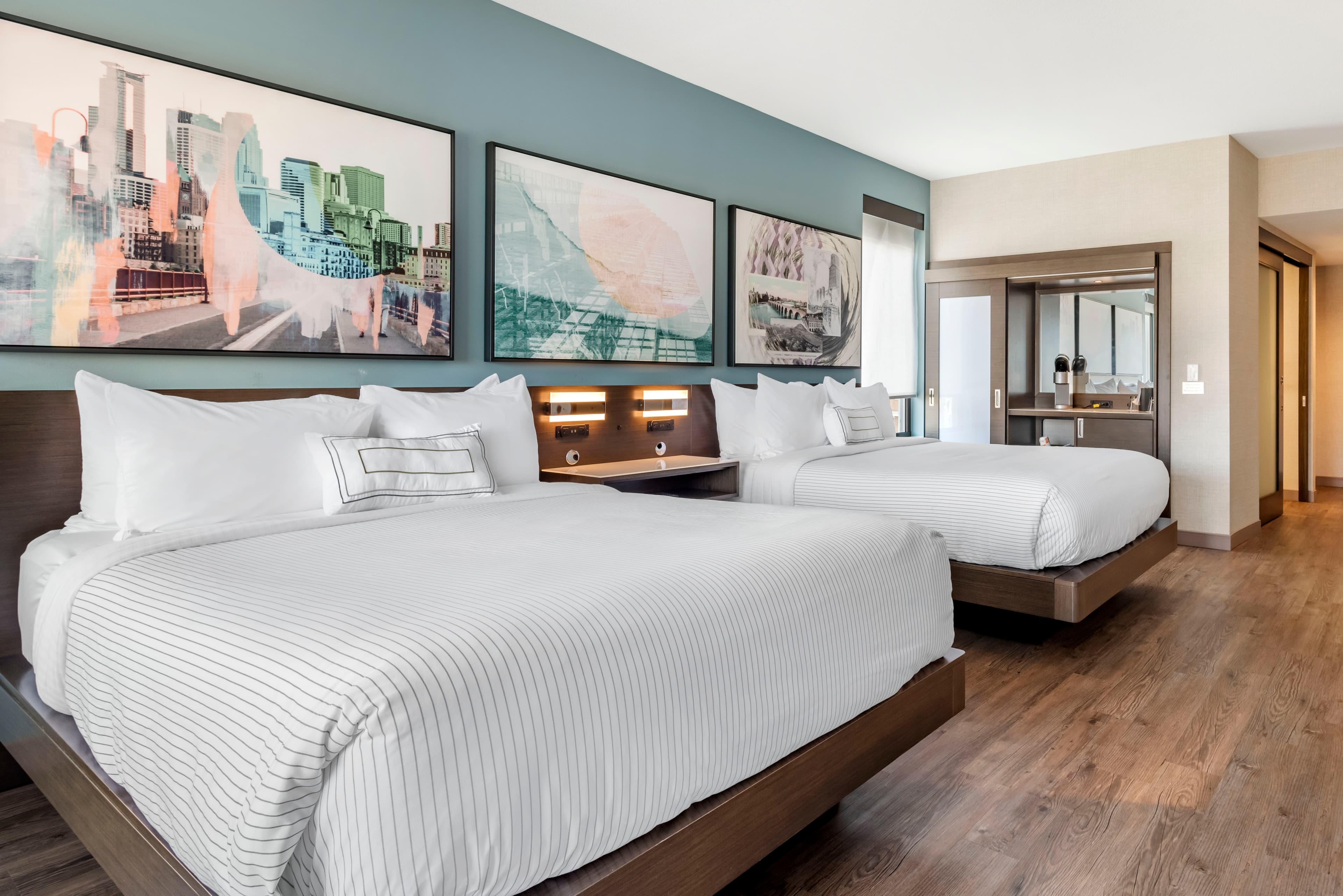 Cambria Hotel Minneapolis Downtown — 8