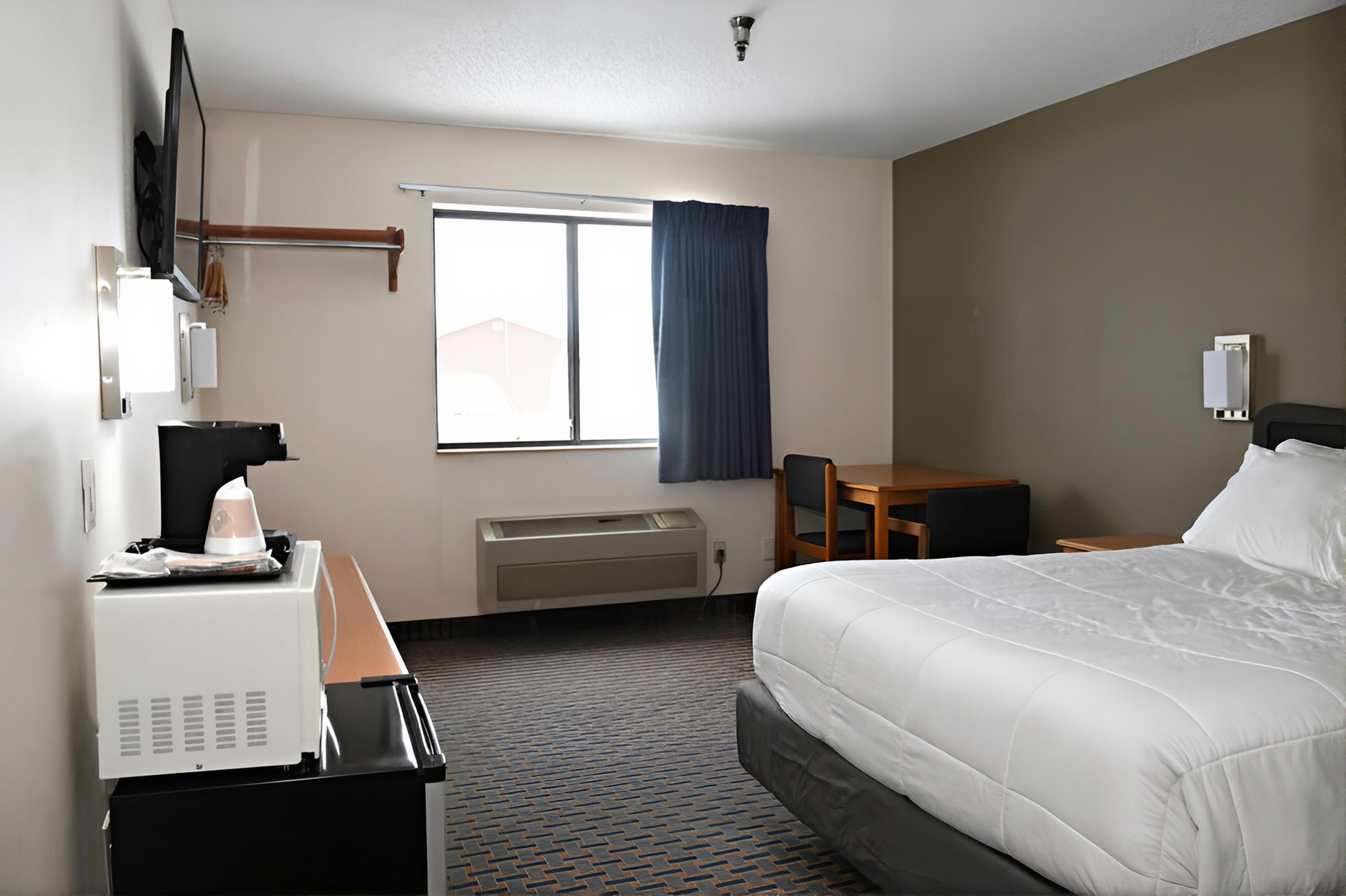Rodeway Inn Hibbing - Image 4
