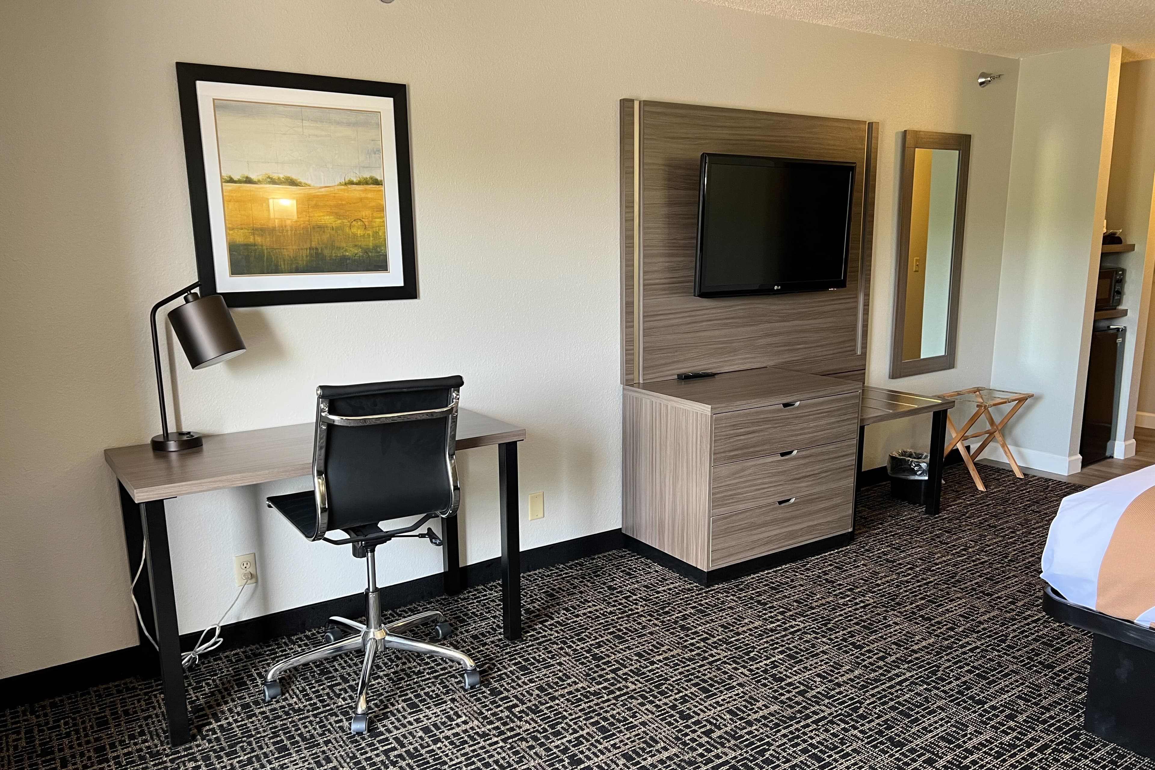 Quality Inn & Suites Red Wing - Image 5