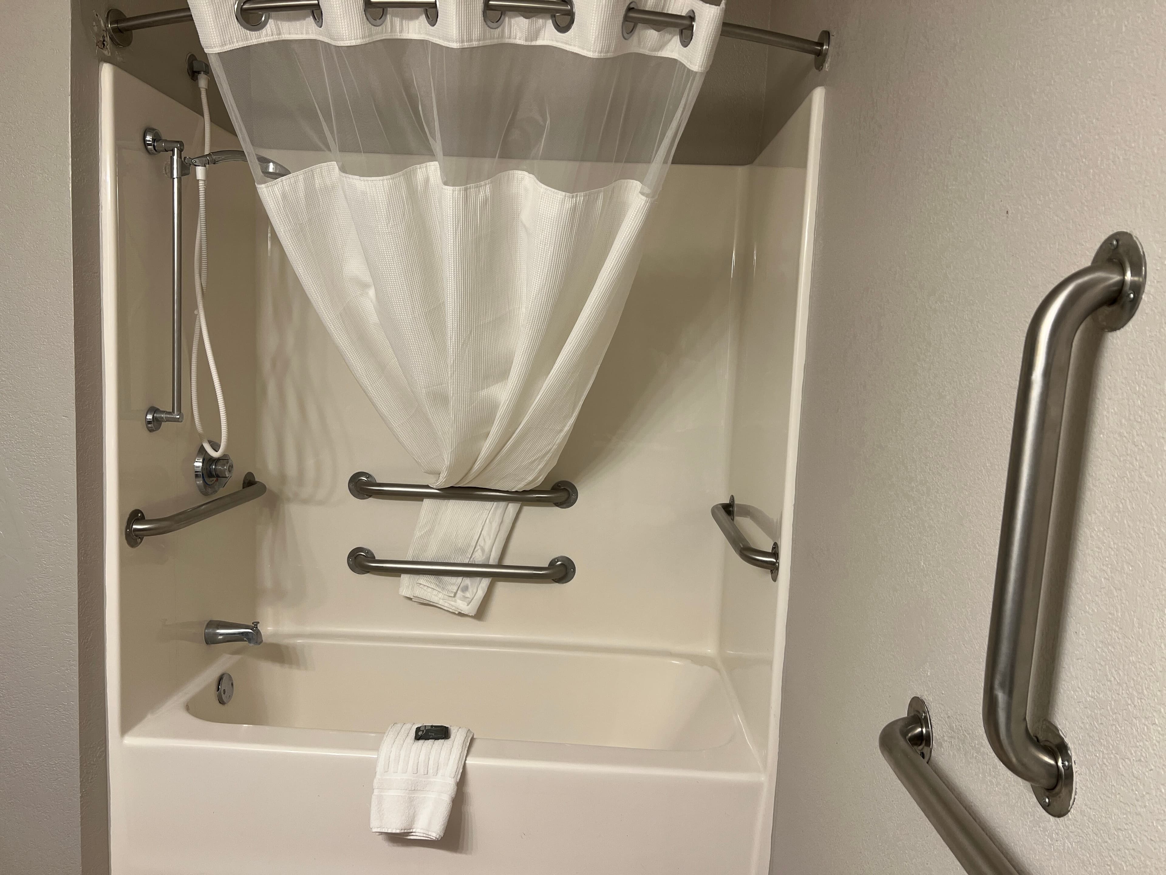 Country Inn & Suites by Radisson, Minneapolis/Shakopee — 11