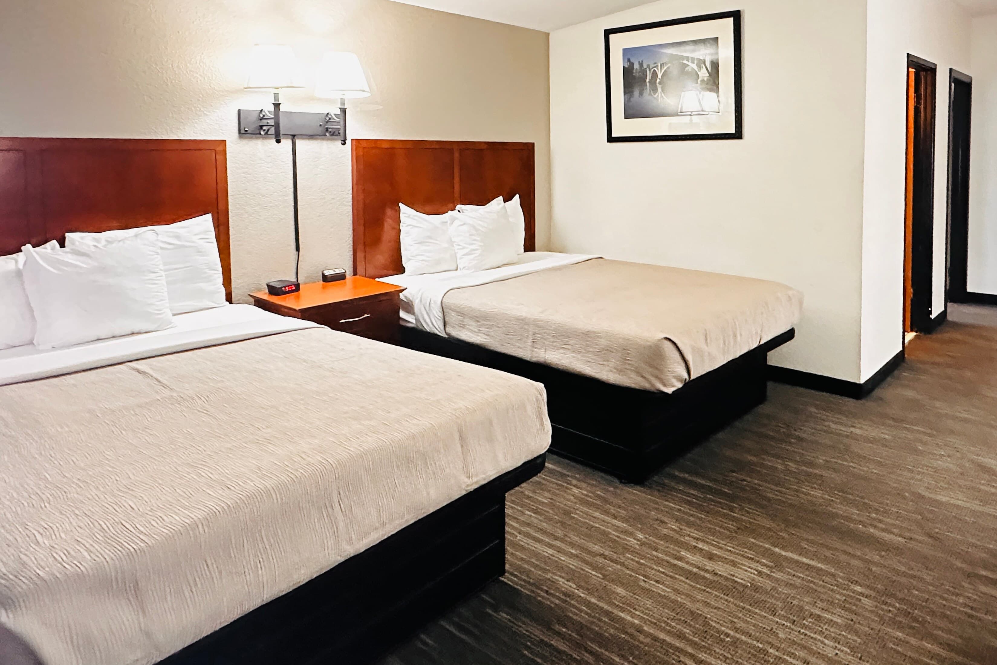 Quality Inn St. Paul-Minneapolis-Midway - Image 1