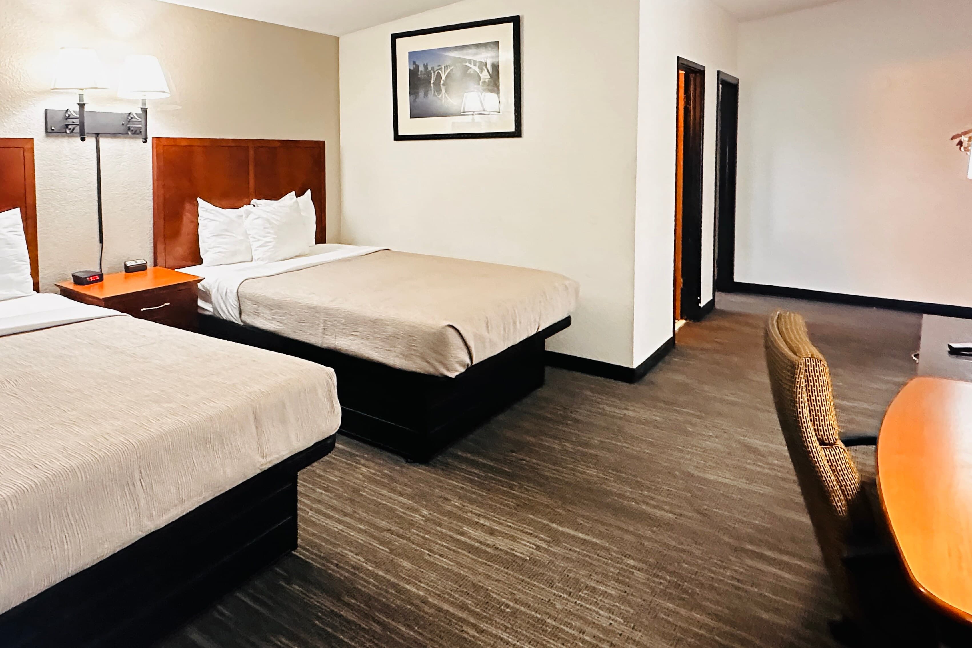 Quality Inn St. Paul-Minneapolis-Midway - Image 4