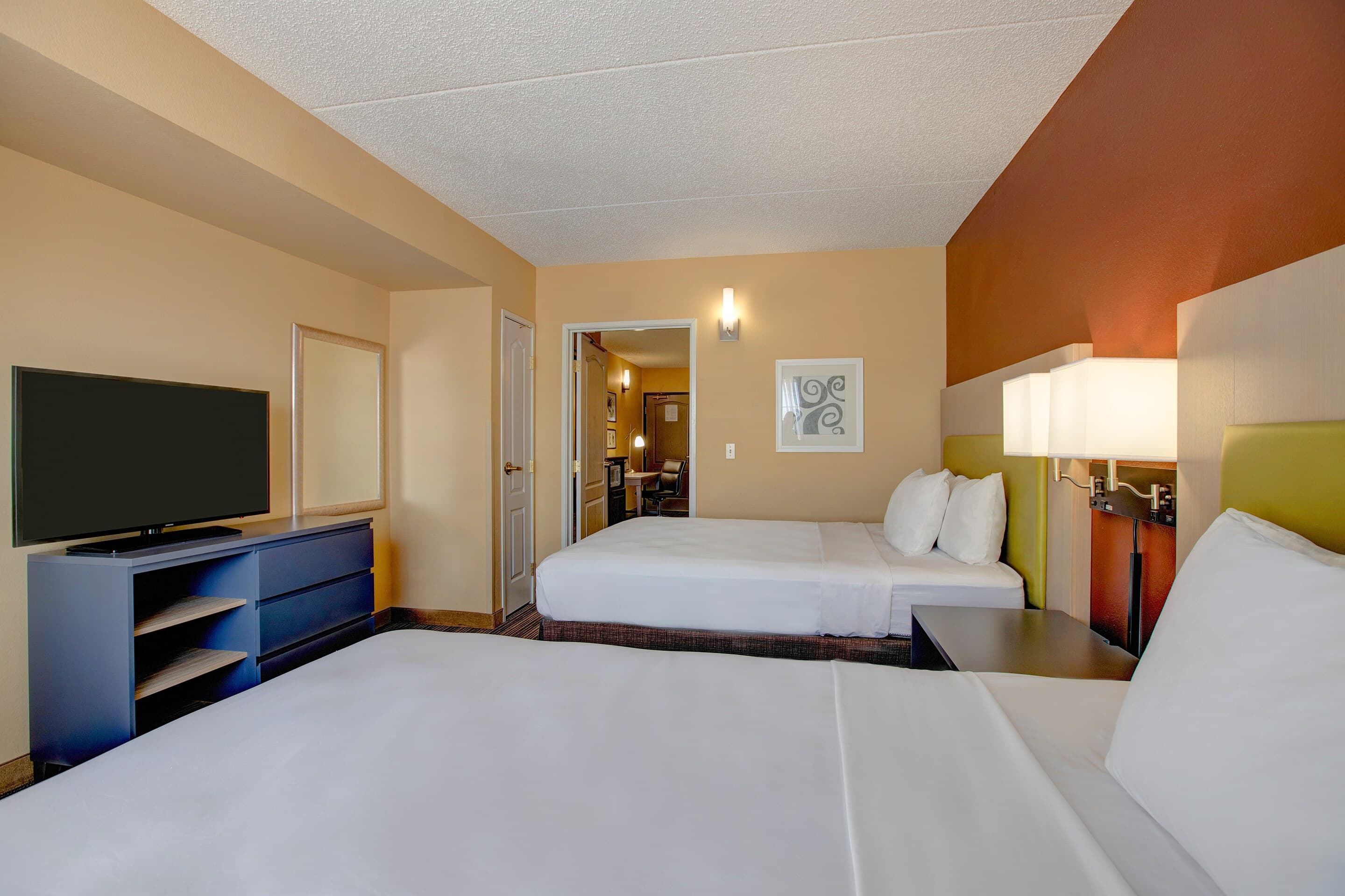 Comfort Inn & Suites St. Paul Northeast — 27