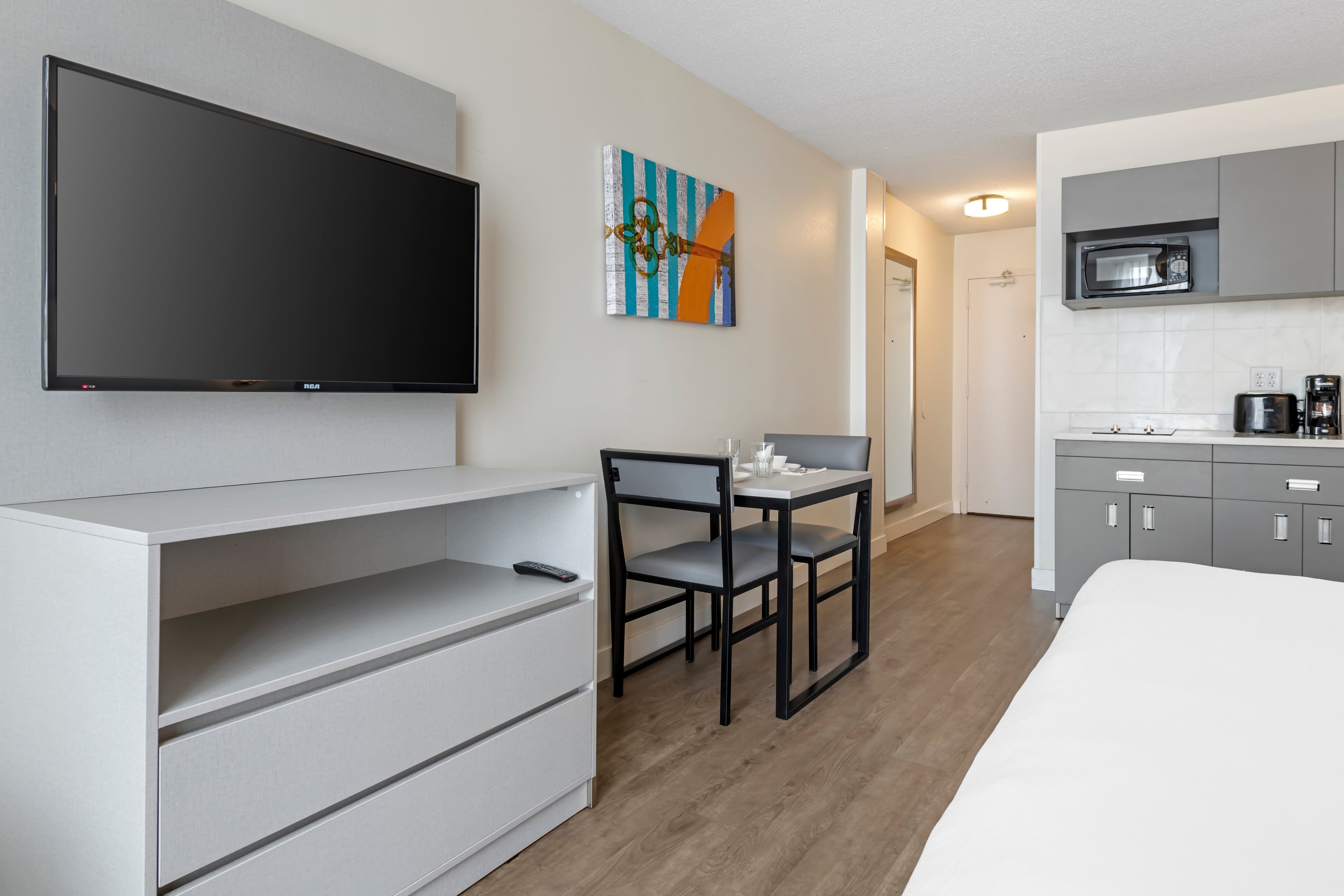 MainStay Suites MSP Airport - Mall of America — 13
