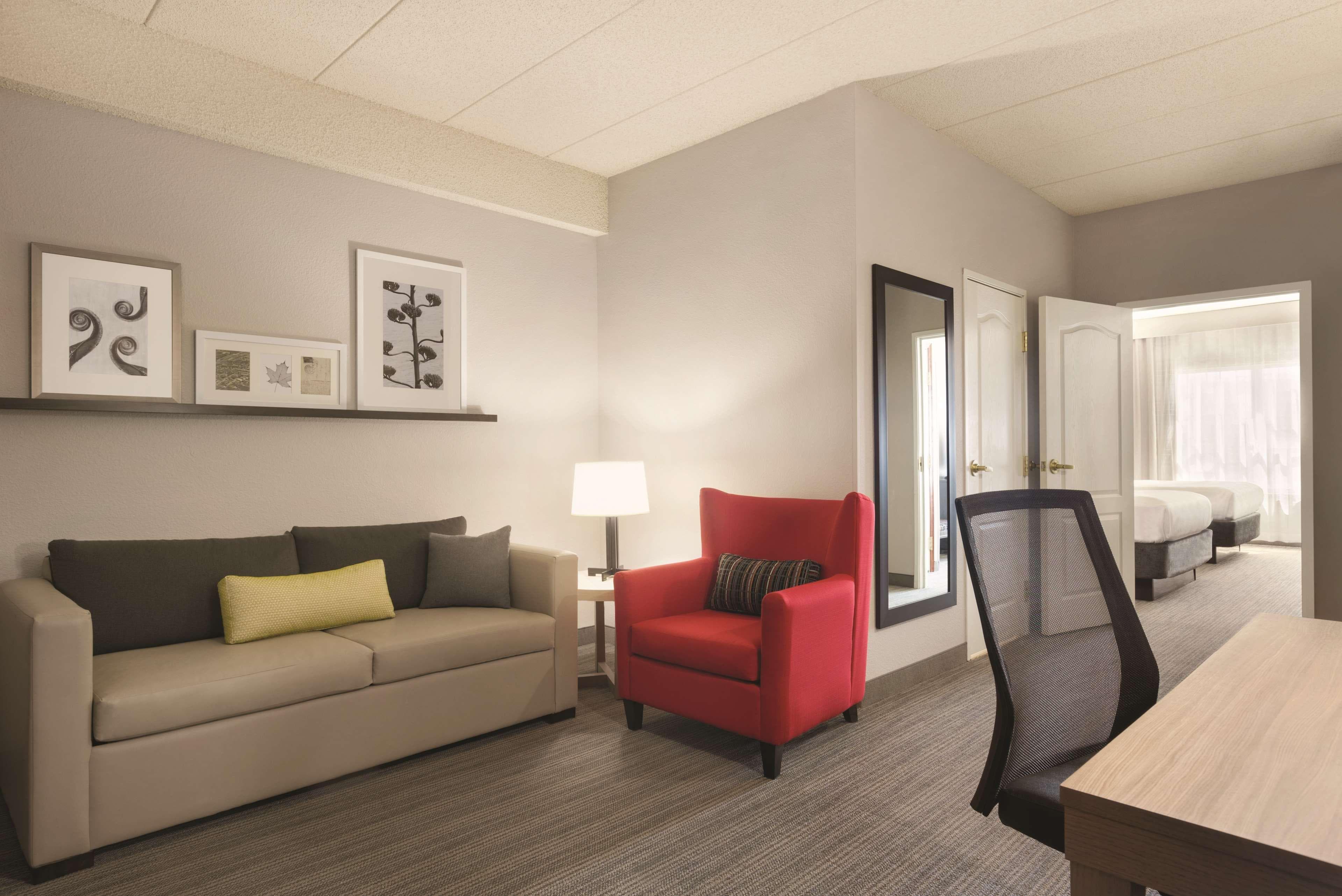Country Inn & Suites by Radisson, Shoreview-Mounds View, MN — 17