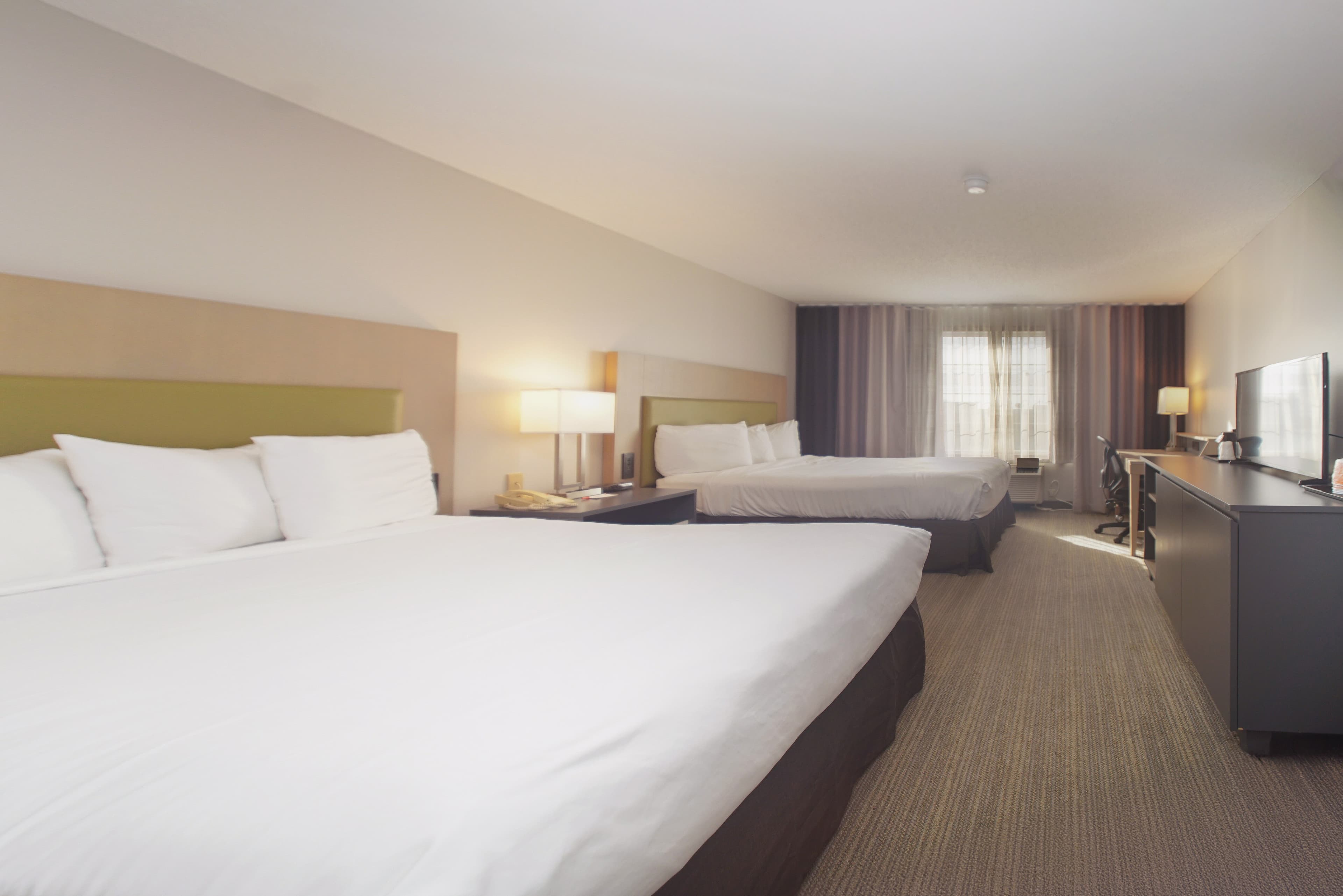 Country Inn & Suites by Radisson, Elk River, MN — 7