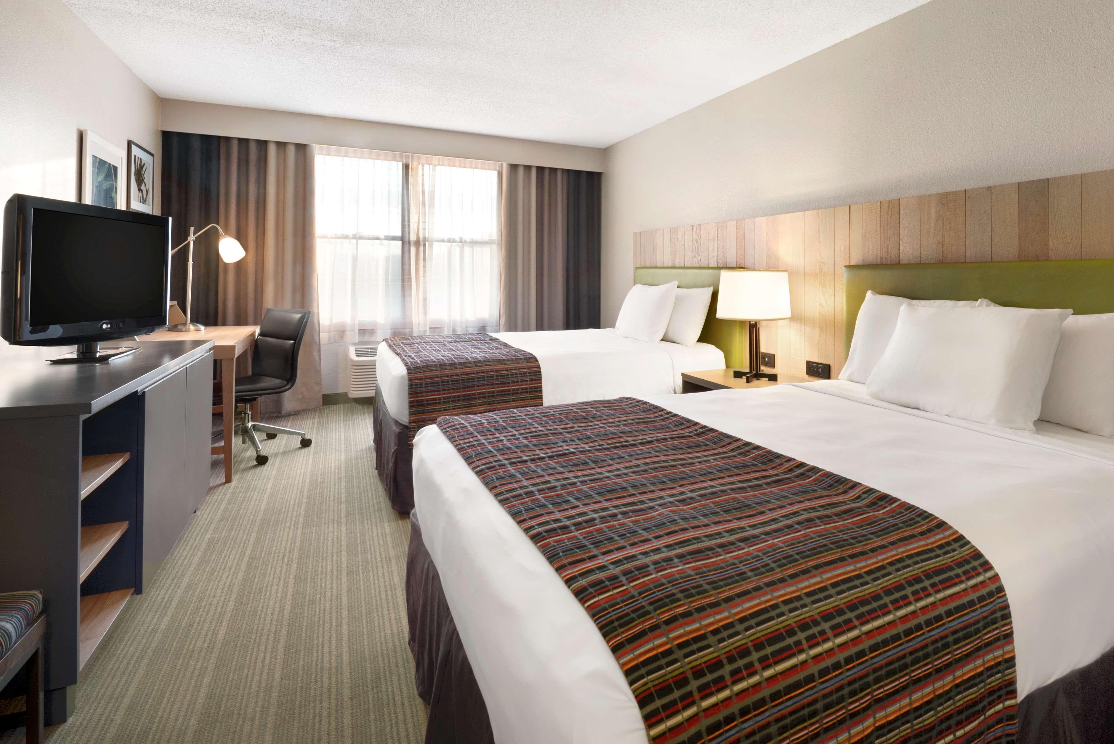 Country Inn & Suites by Radisson, Minneapolis West, MN — 8