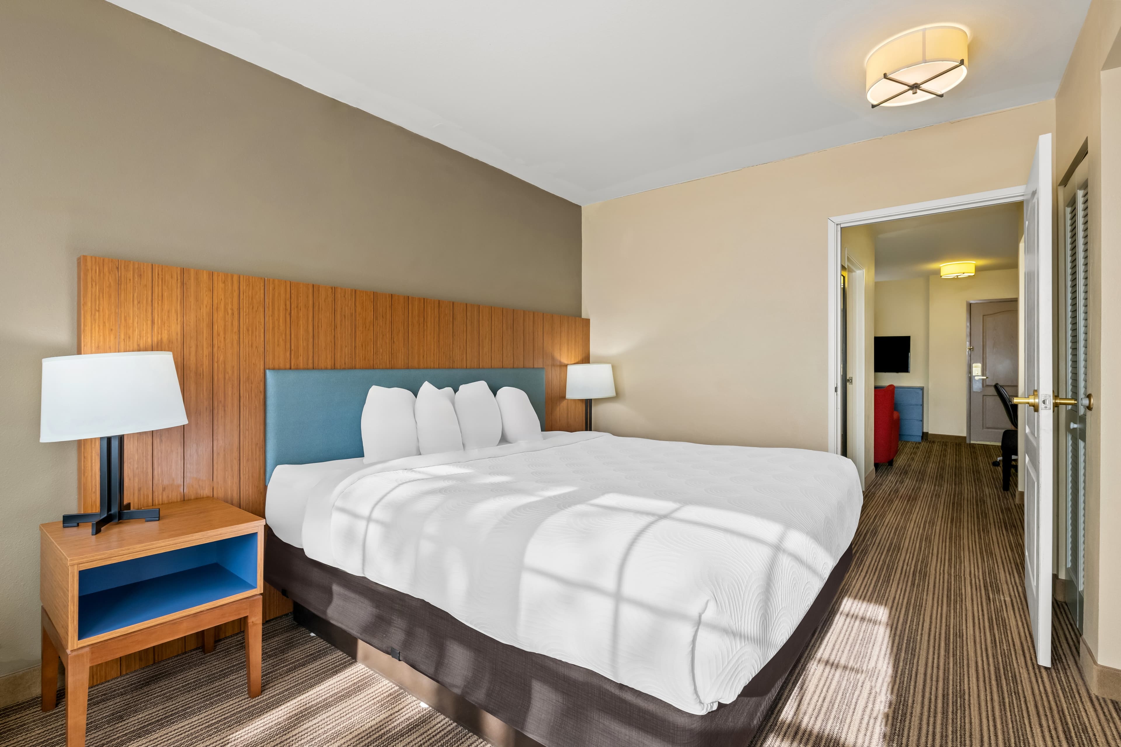 Country Inn & Suites by Radisson, Red Wing, MN — 10