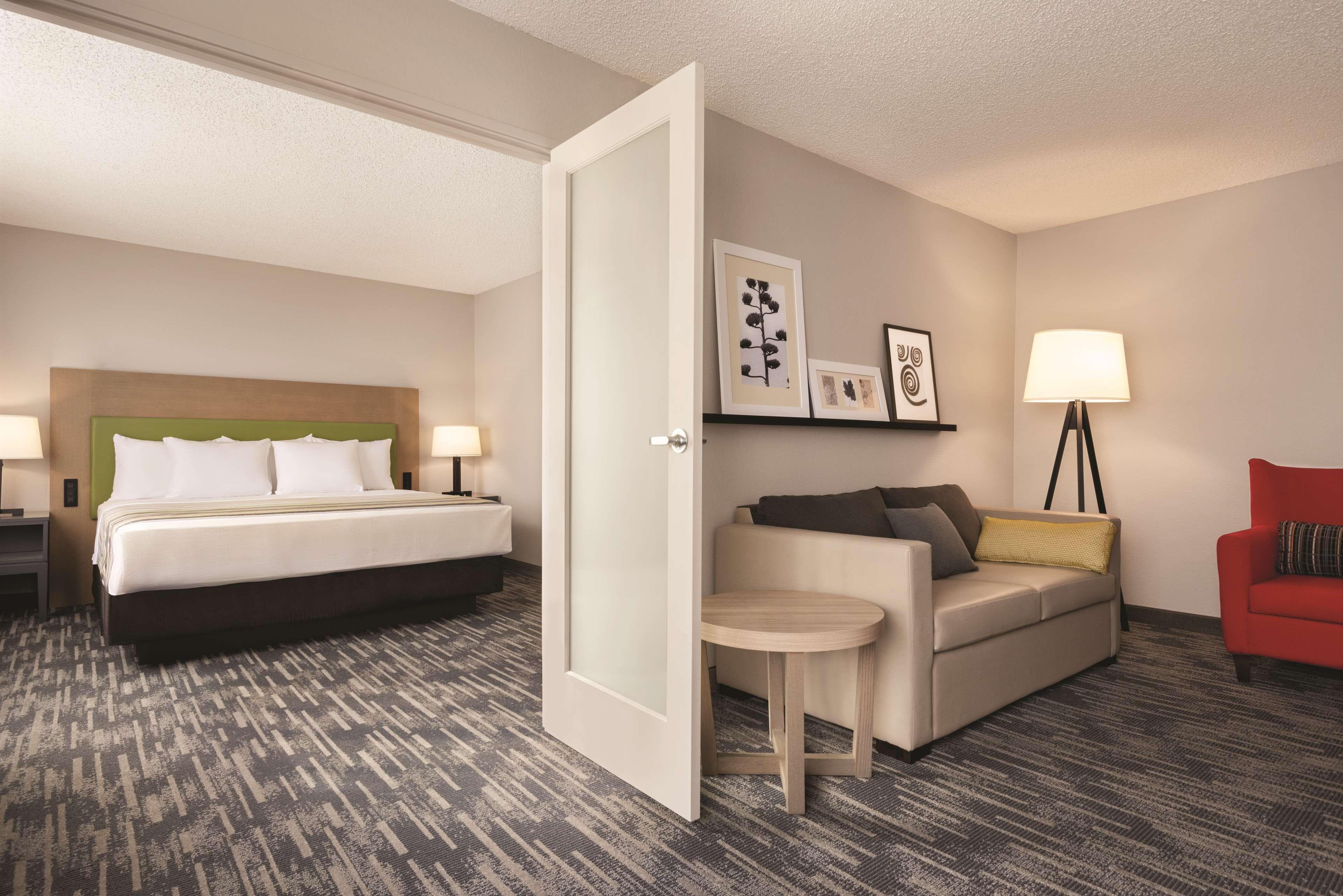 Country Inn & Suites by Radisson, Northfield, MN — 10