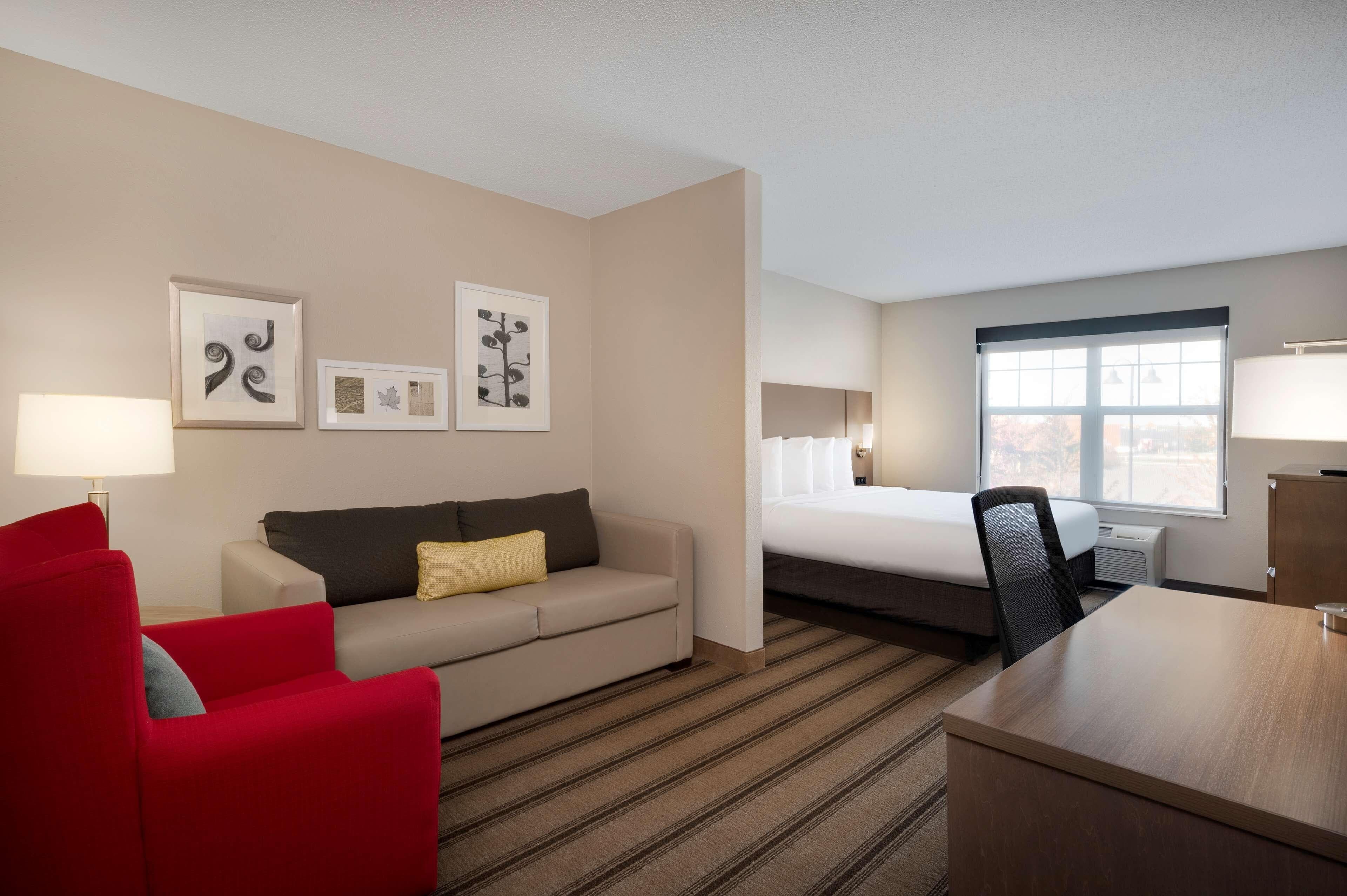 Country Inn & Suites by Radisson Albertville near Outlet Mall — 13