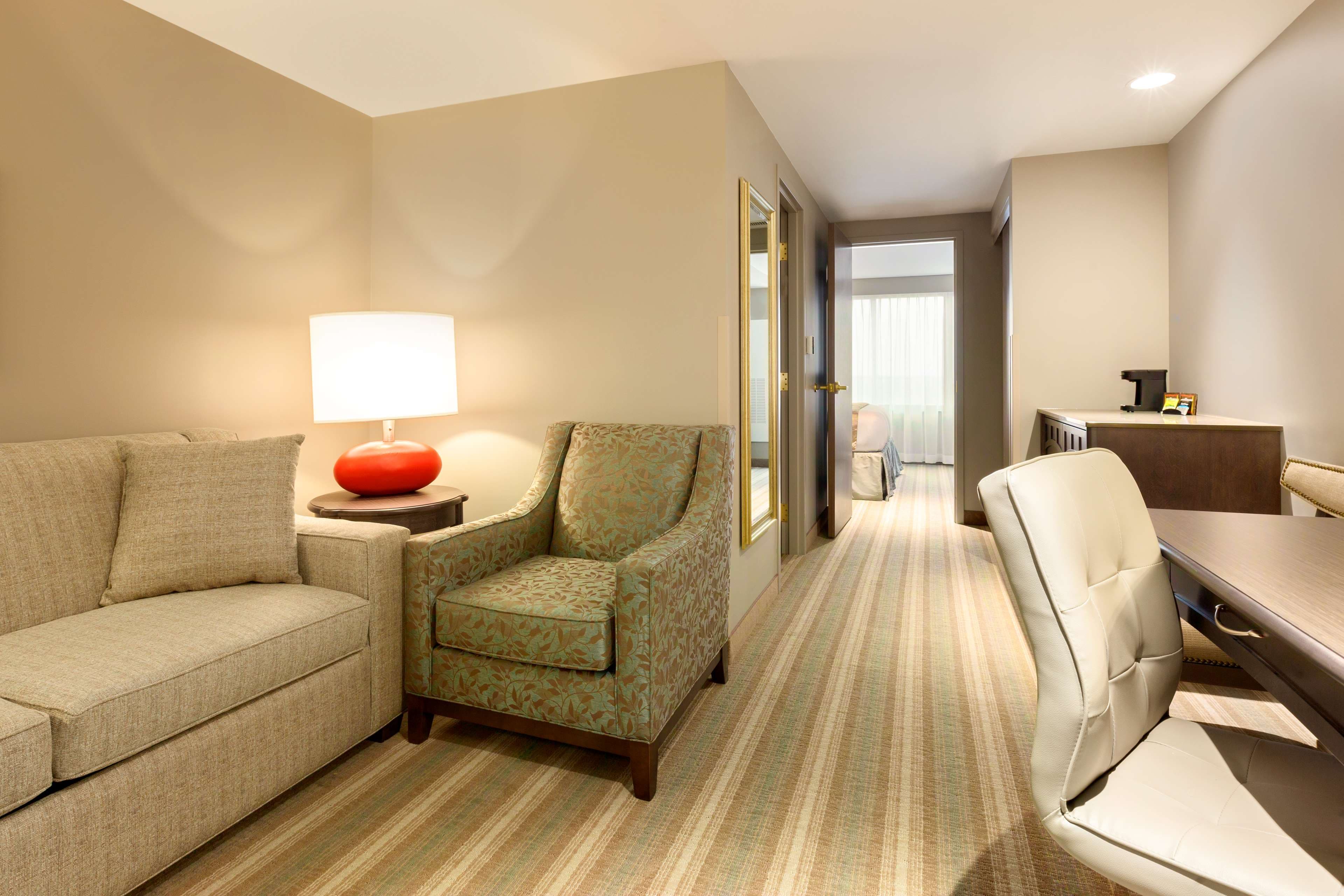 Country Inn & Suites by Radisson, Bemidji, MN - Image 5