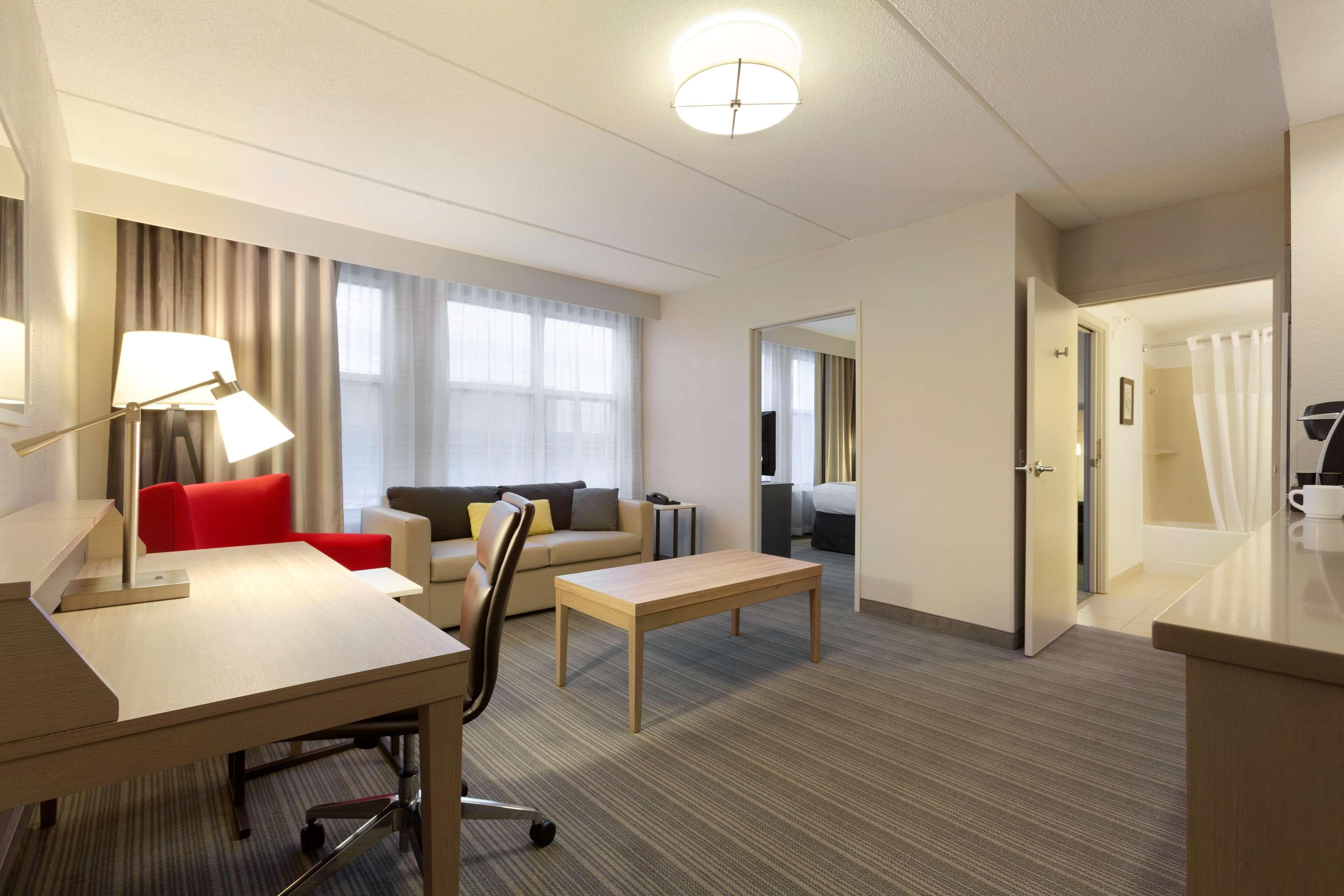 Country Inn & Suites Bloomington Mall of America — 6