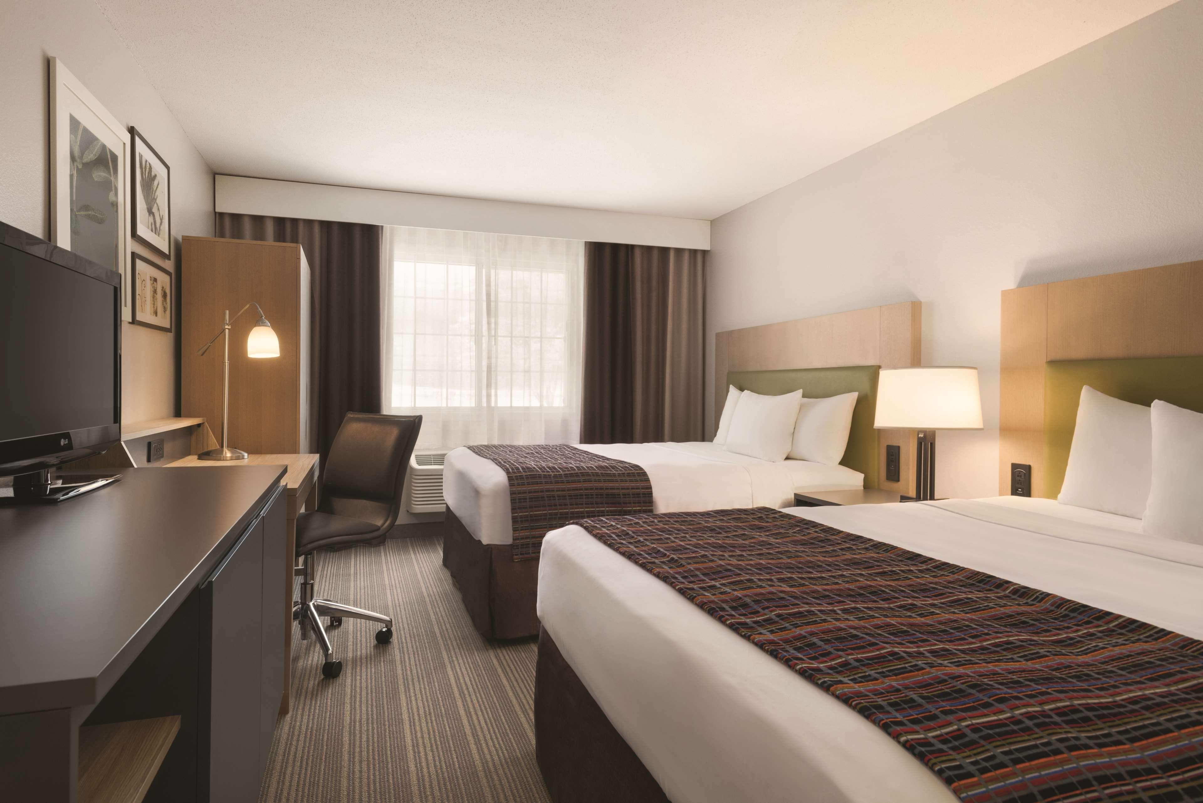 Country Inn & Suites by Radisson, Grand Rapids, MN — 7
