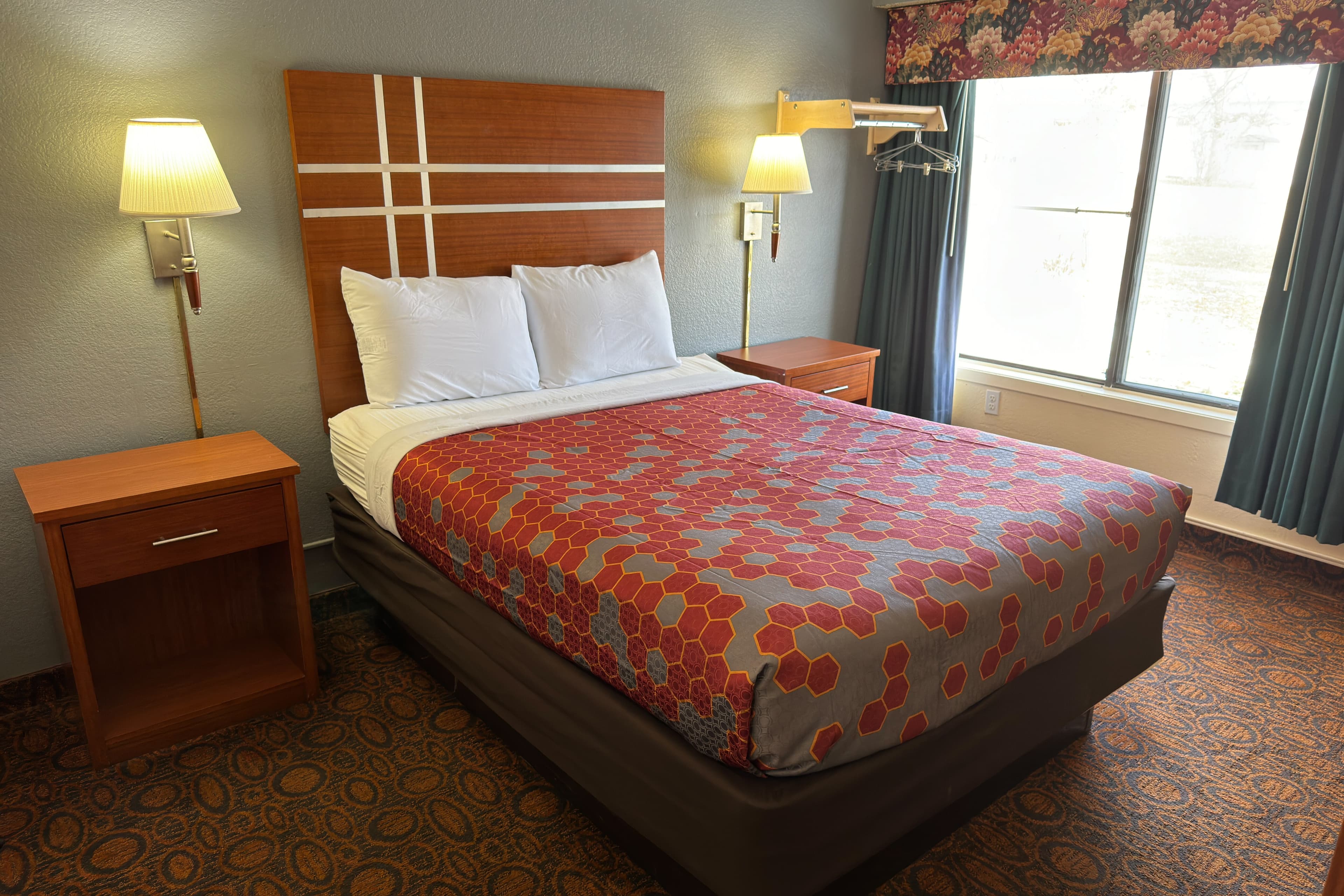 Econo Lodge Waite Park - St. Cloud - Image 2